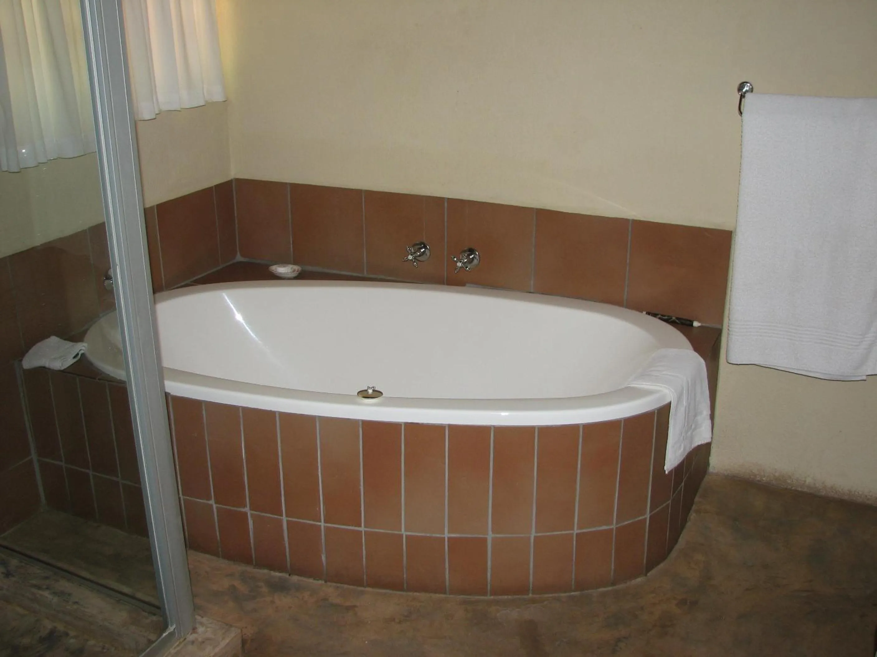 Bathroom in Needles Lodge