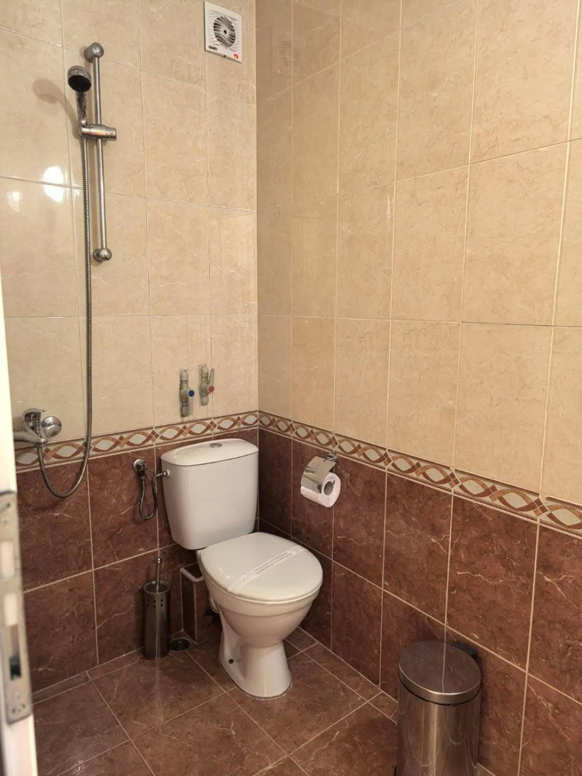 Shower in Family Hotel Alfa Vita