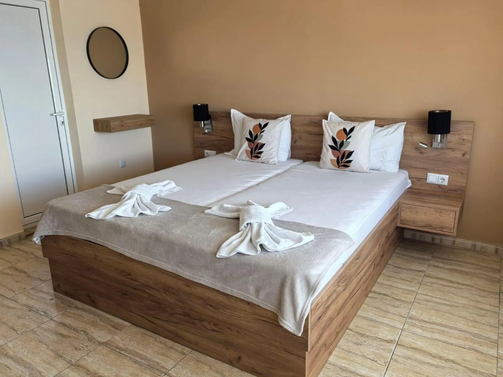 Photo of the whole room, Bed in Family Hotel Alfa Vita