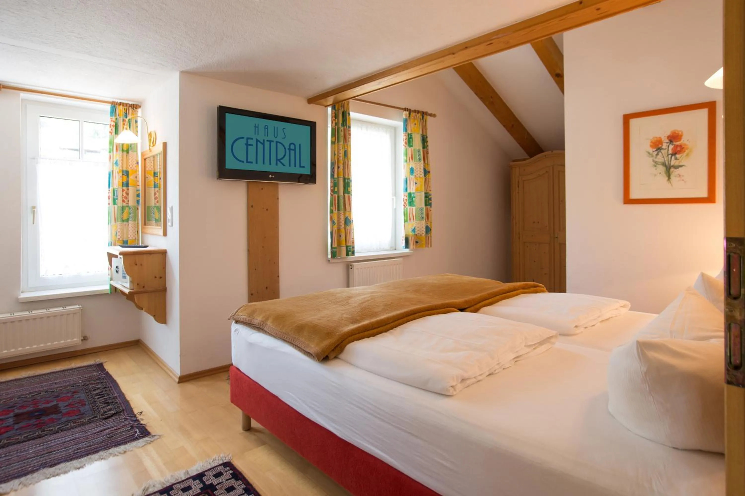 Bedroom, Bed in Apartmenthaus Brixen & Haus Central