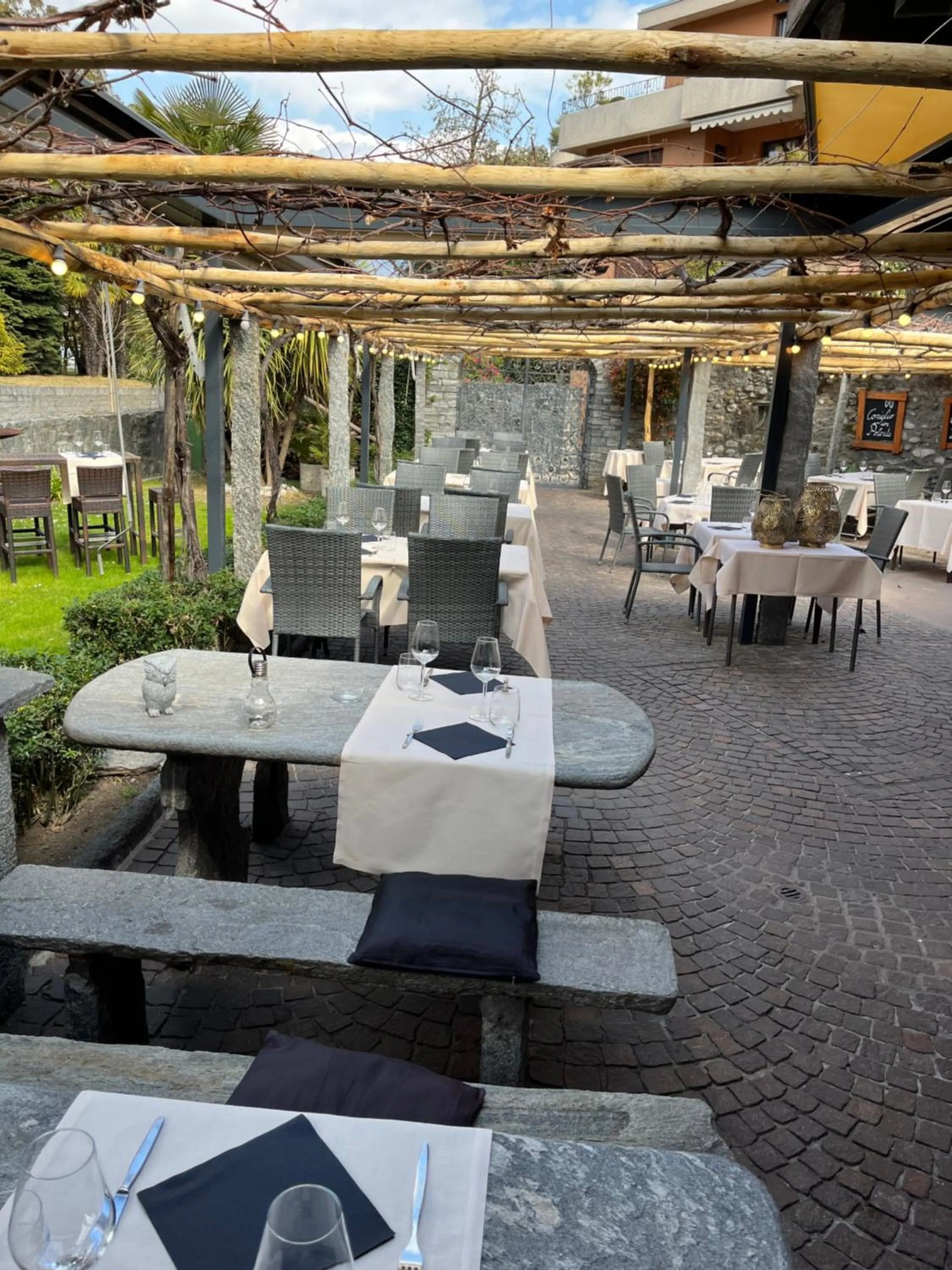 Restaurant/places to eat in Garni degli Angioli