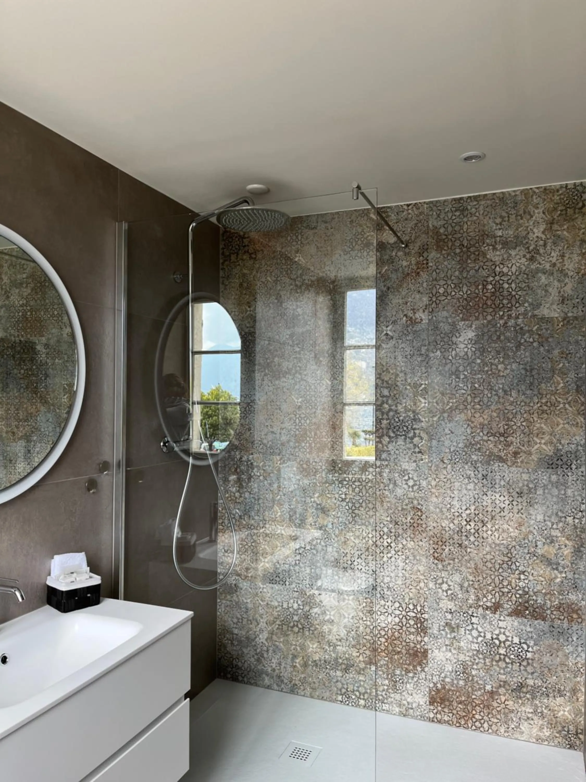 Shower in Garni degli Angioli