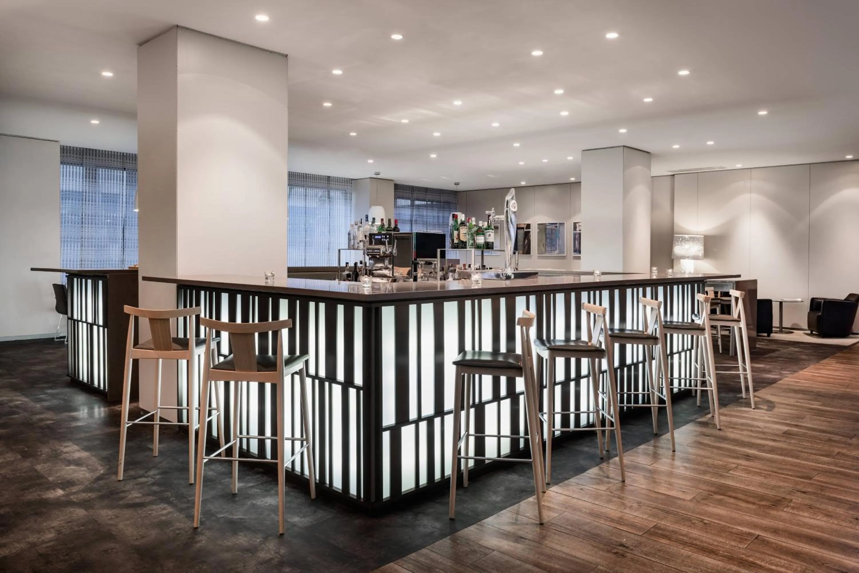 Restaurant/places to eat in AC Hotel Iberia Las Palmas by Marriott