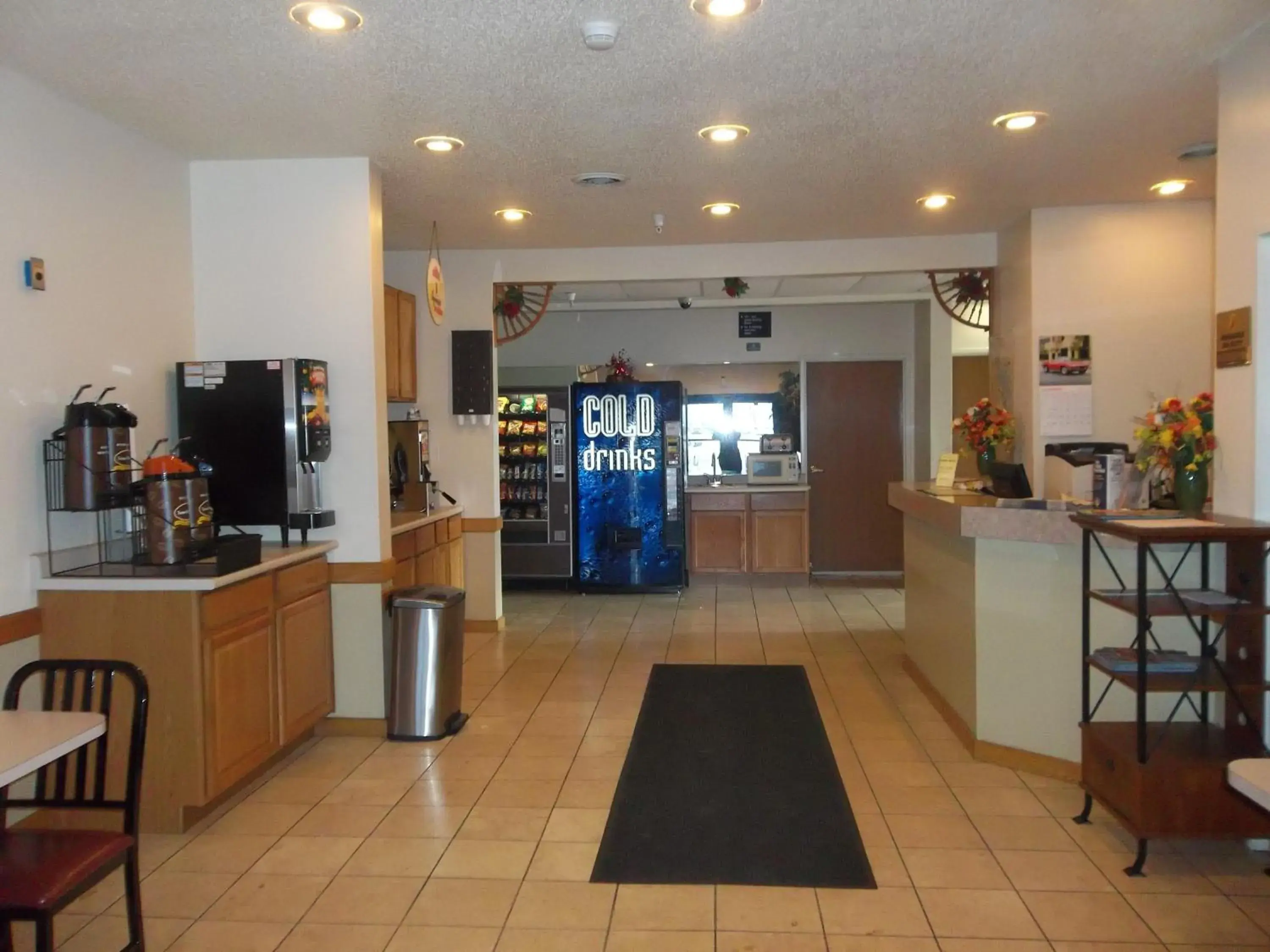 Lobby or reception in Super 8 by Wyndham Goshen Lobby or reception in Super 8 by Wyndham Goshen