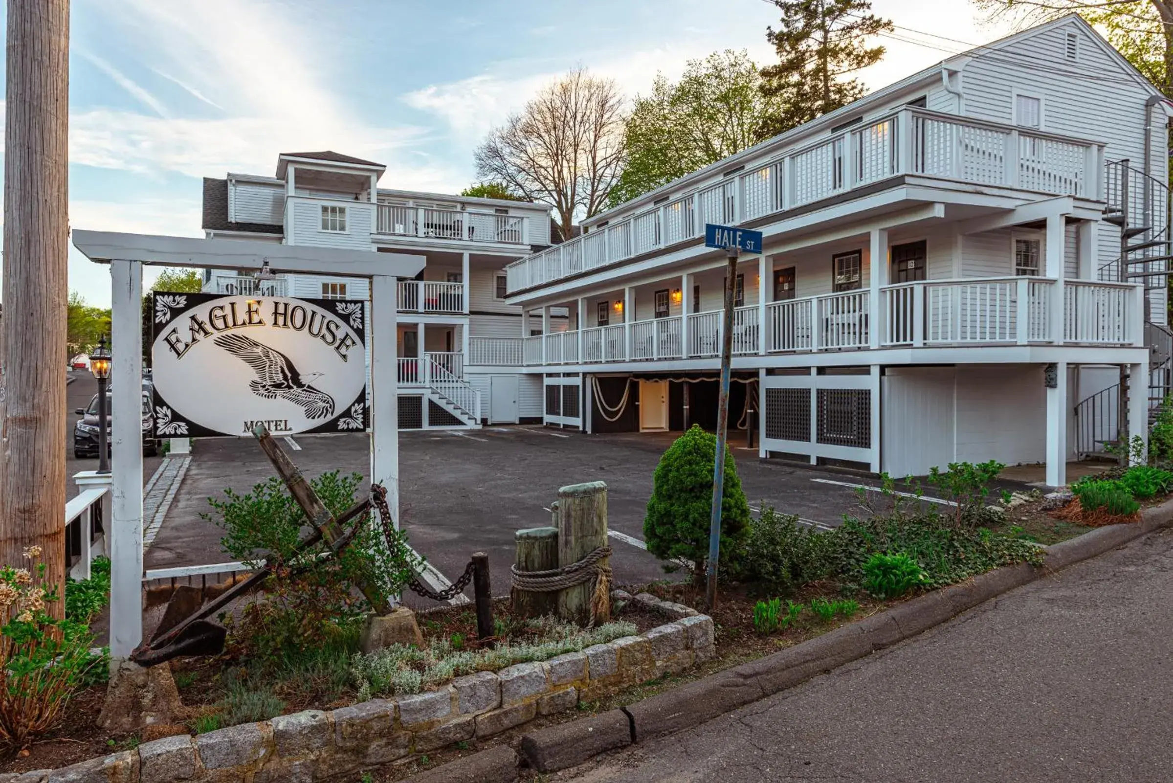 Eagle House Motel Eagle House Motel
