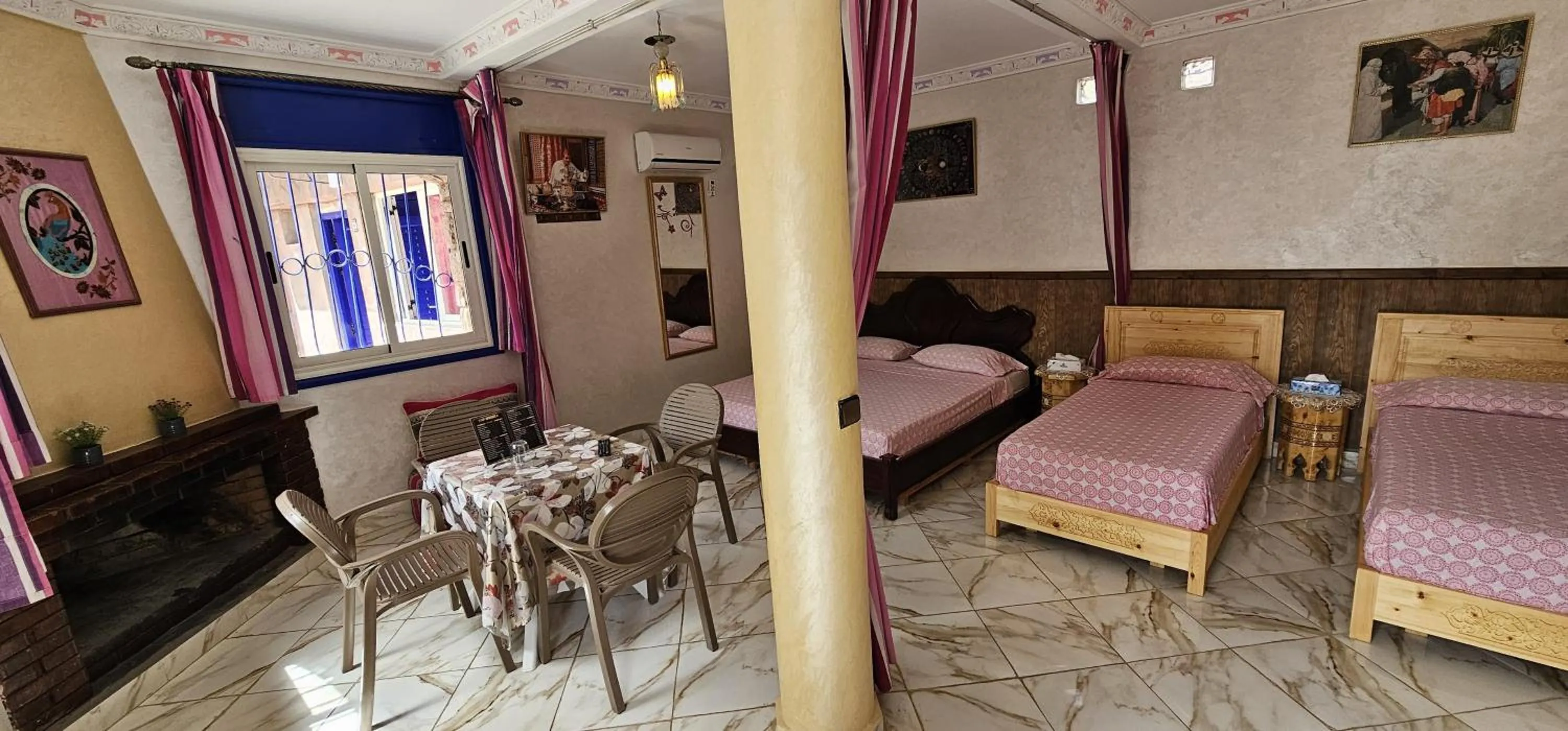 Photo of the whole room, Bed in Top Ourika