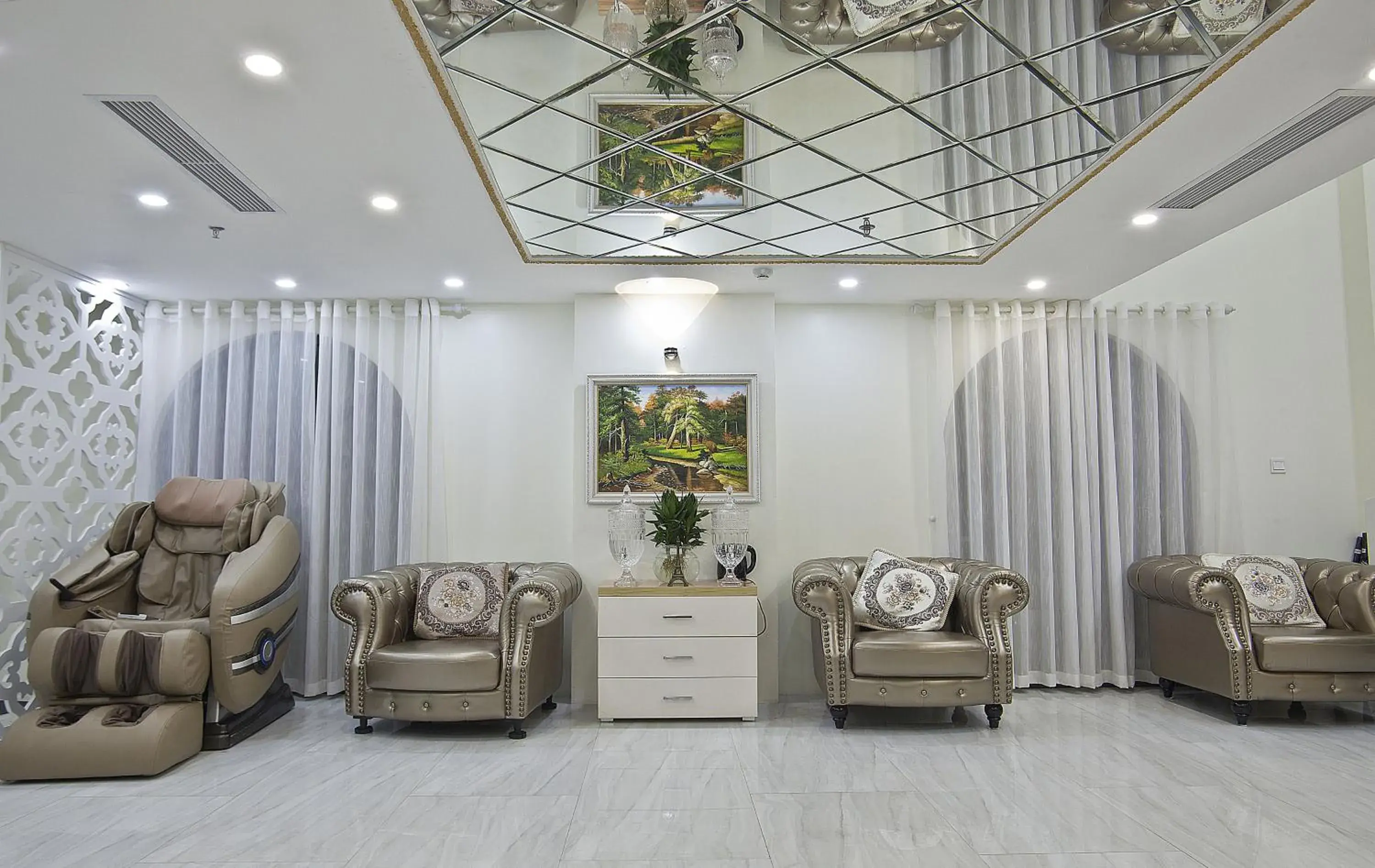 Lobby or reception in DLmos Hanoi Hotel Lobby or reception in DLmos Hanoi Hotel