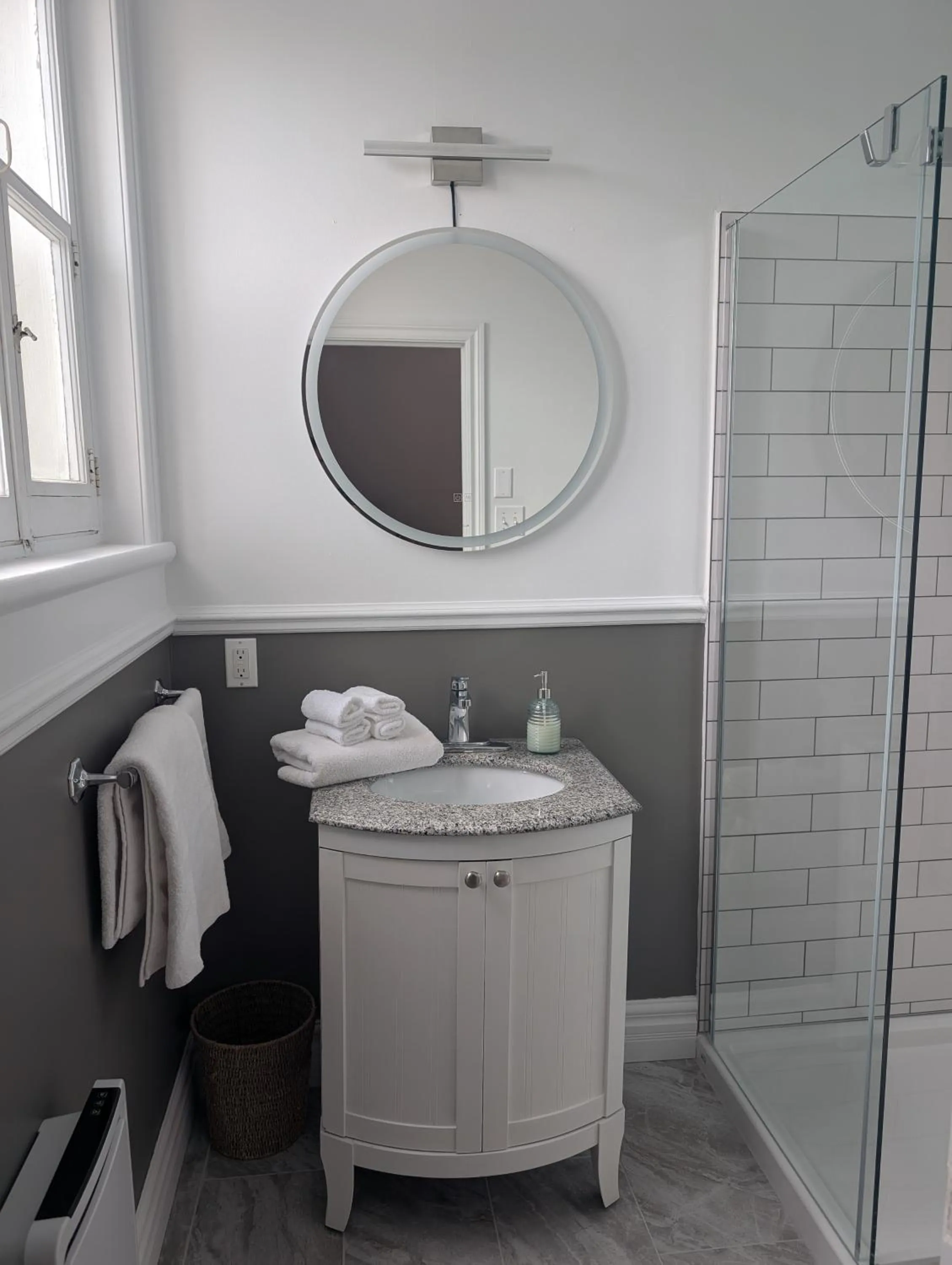 Bathroom in Aux petits oiseaux