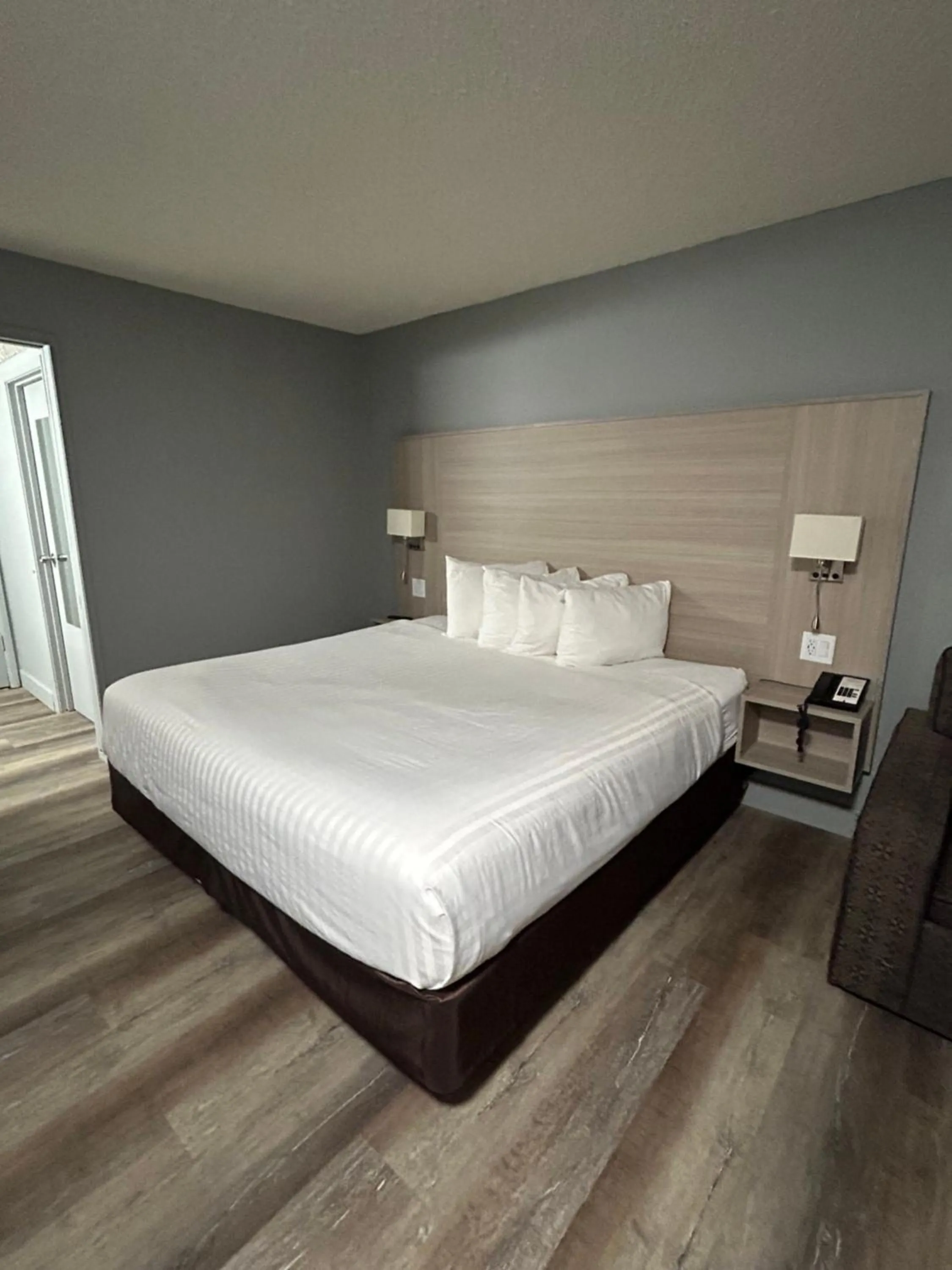 Bed in Ramada by Wyndham Medicine Hat