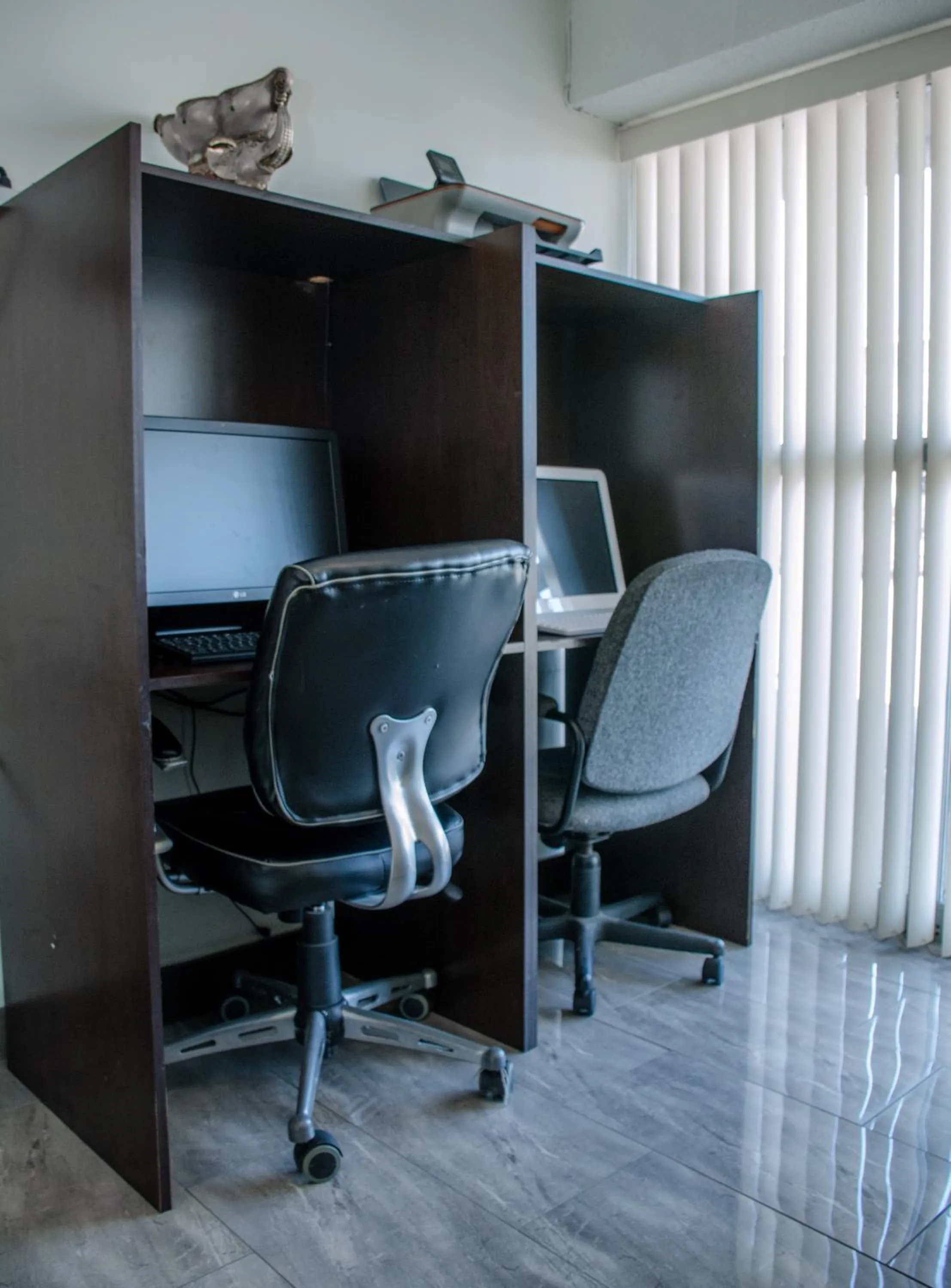 Business facilities in Ramada by Wyndham Medicine Hat