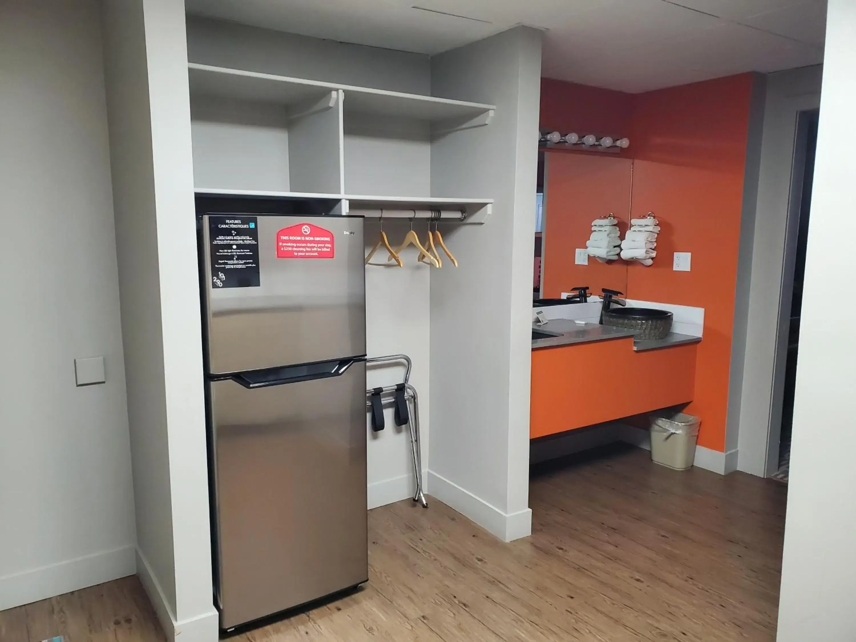 Ramada by Wyndham Medicine Hat Ramada by Wyndham Medicine Hat