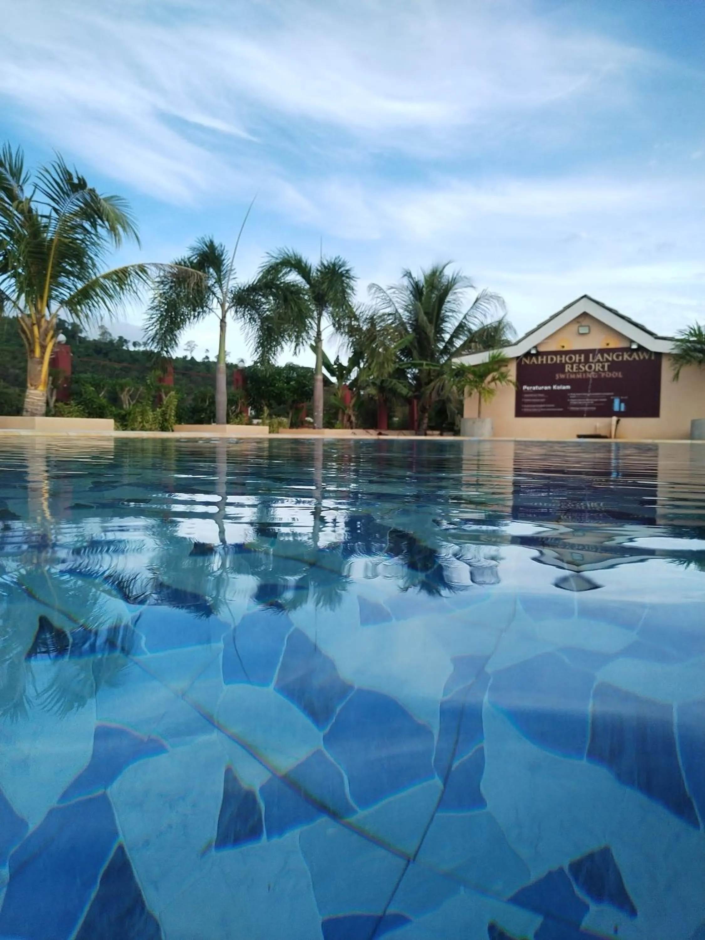Swimming pool in Nahdhoh Langkawi Resort