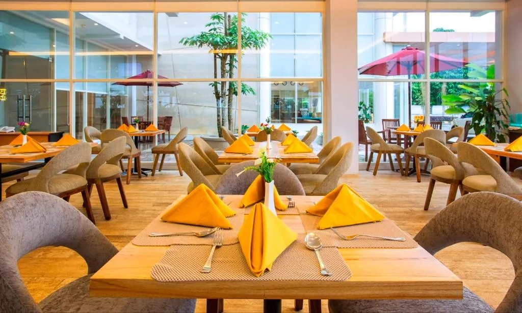 Horison Ultima Timika