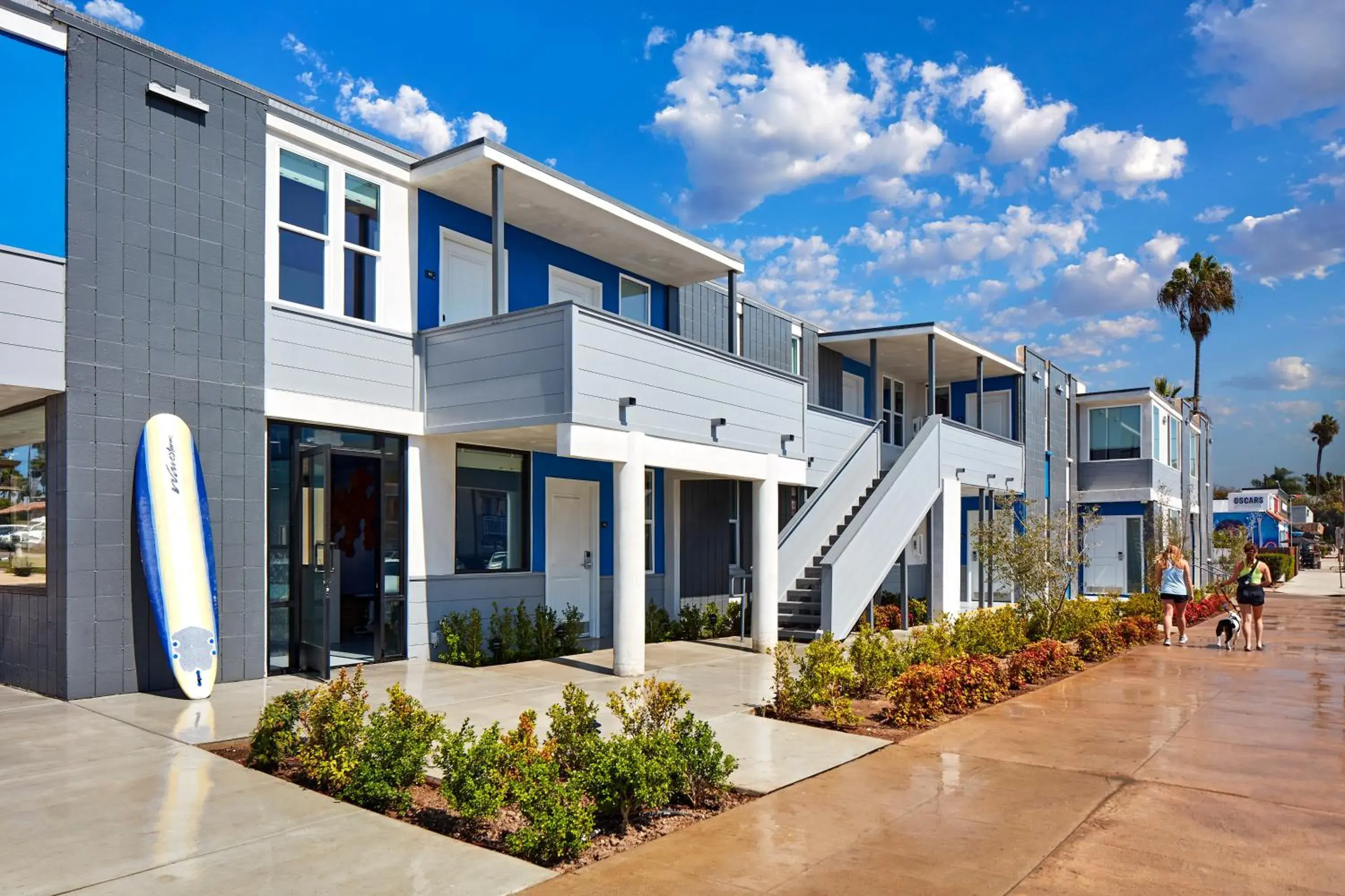 Facade/entrance in Pacific View Inn Facade/entrance in Pacific View Inn