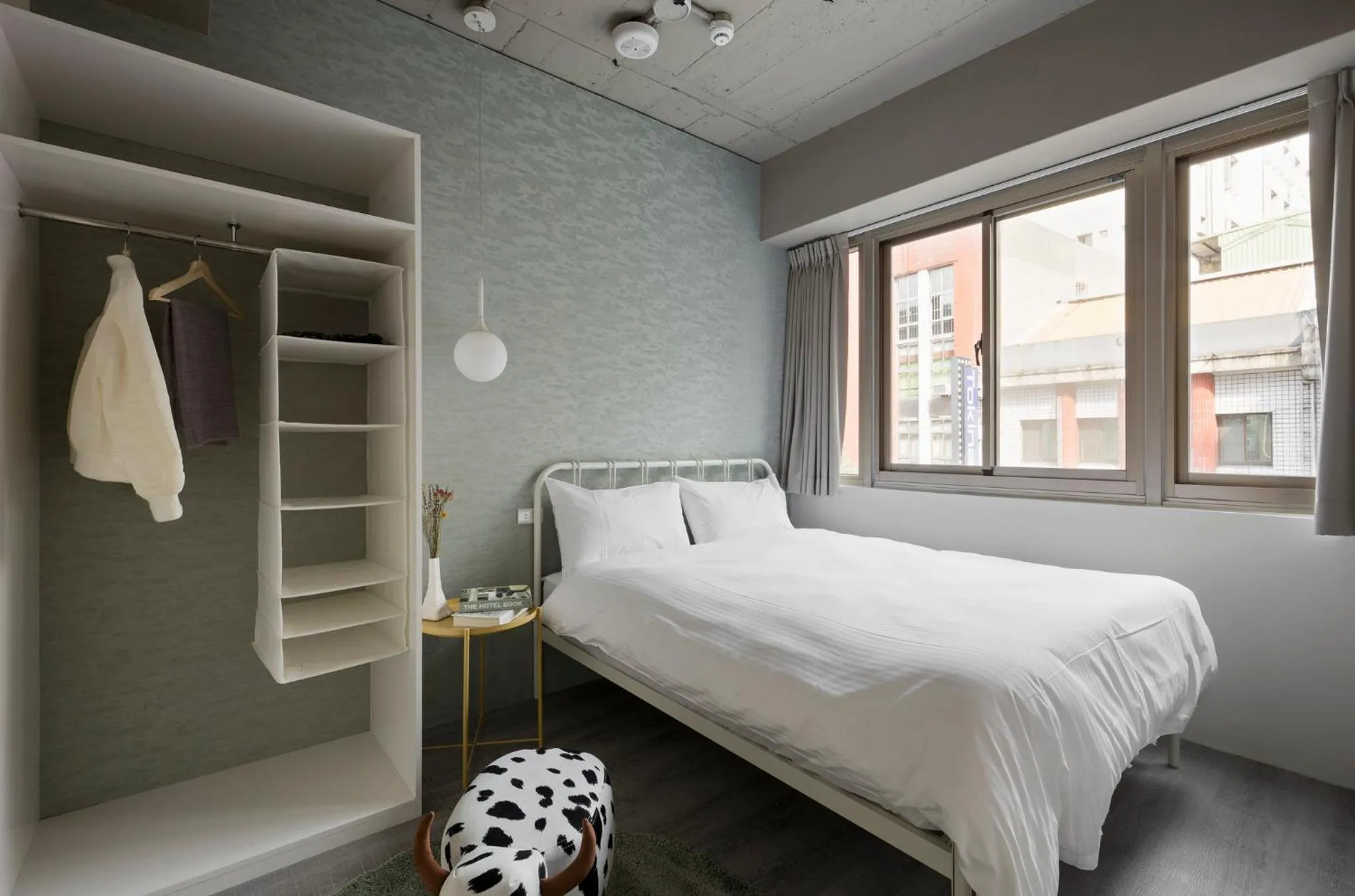 Photo of the whole room, Bed in 109台北旅館-台北109青旅 109 Taipei Hotel - Taipei 109 Hostel