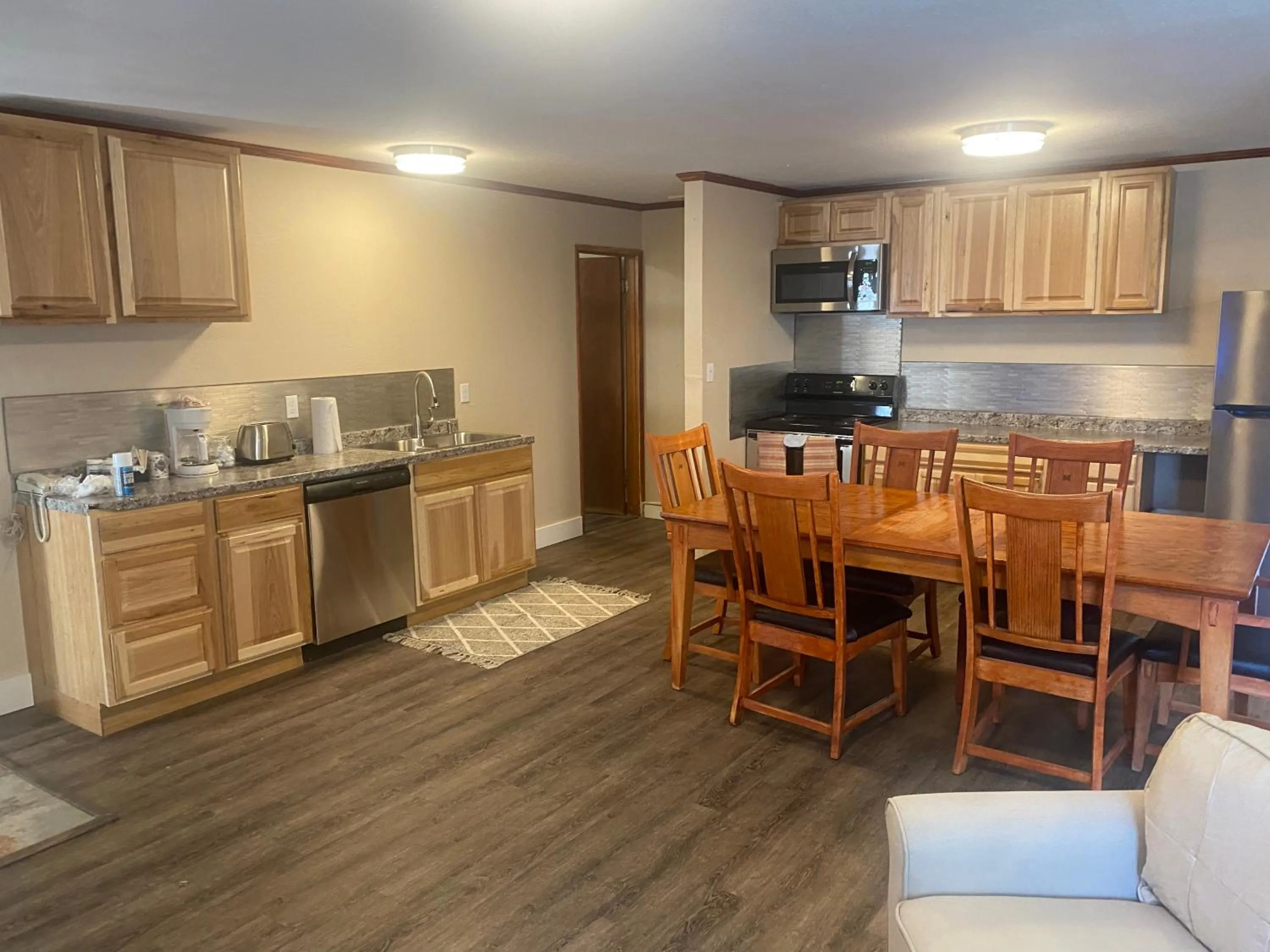 Kitchen or kitchenette in Heidi's Inn