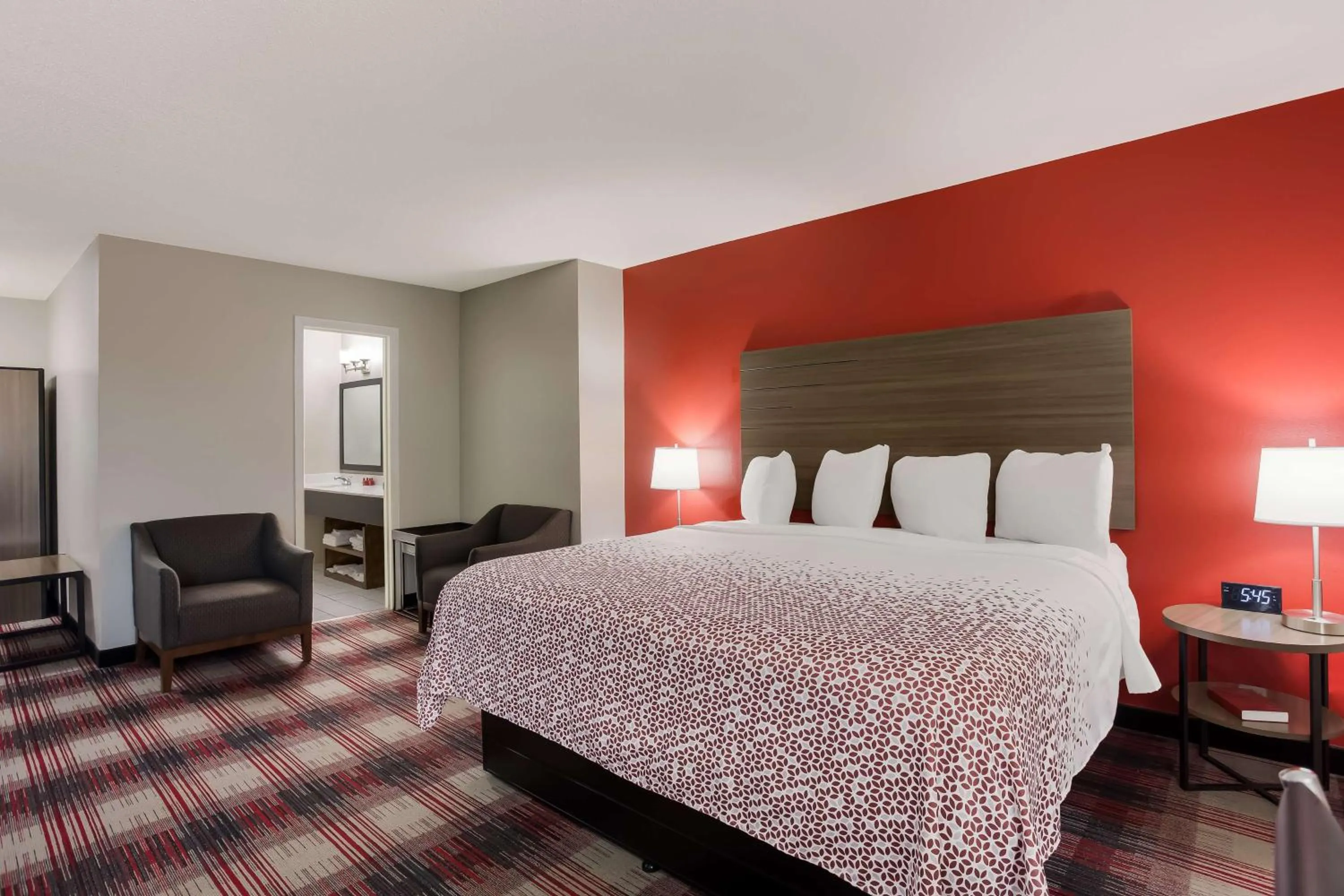 Bedroom, Bed in SureStay Hotel by Best Western Higginsville