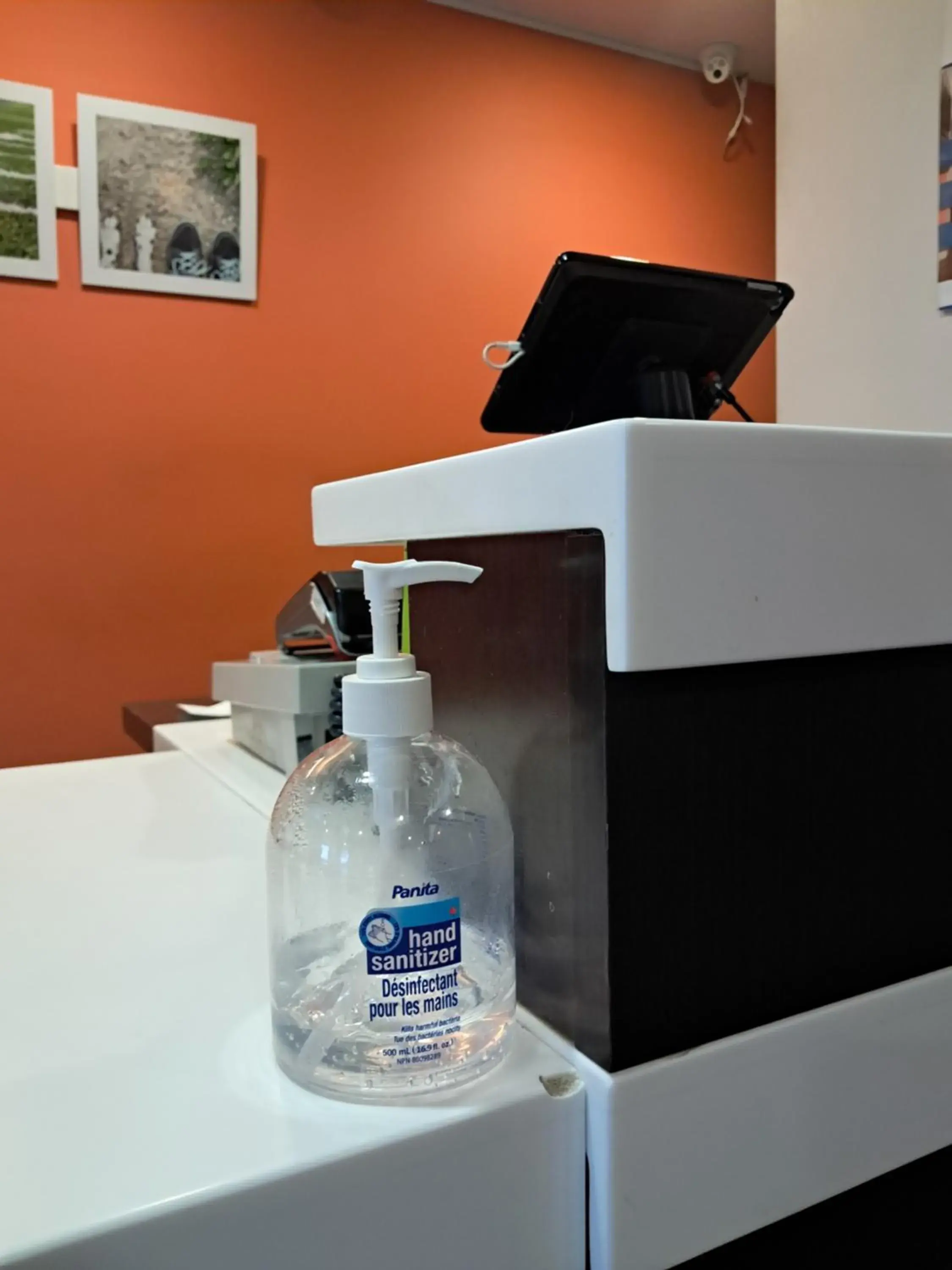 Lobby or reception in Motel 6-Regina, SK Lobby or reception in Motel 6-Regina, SK