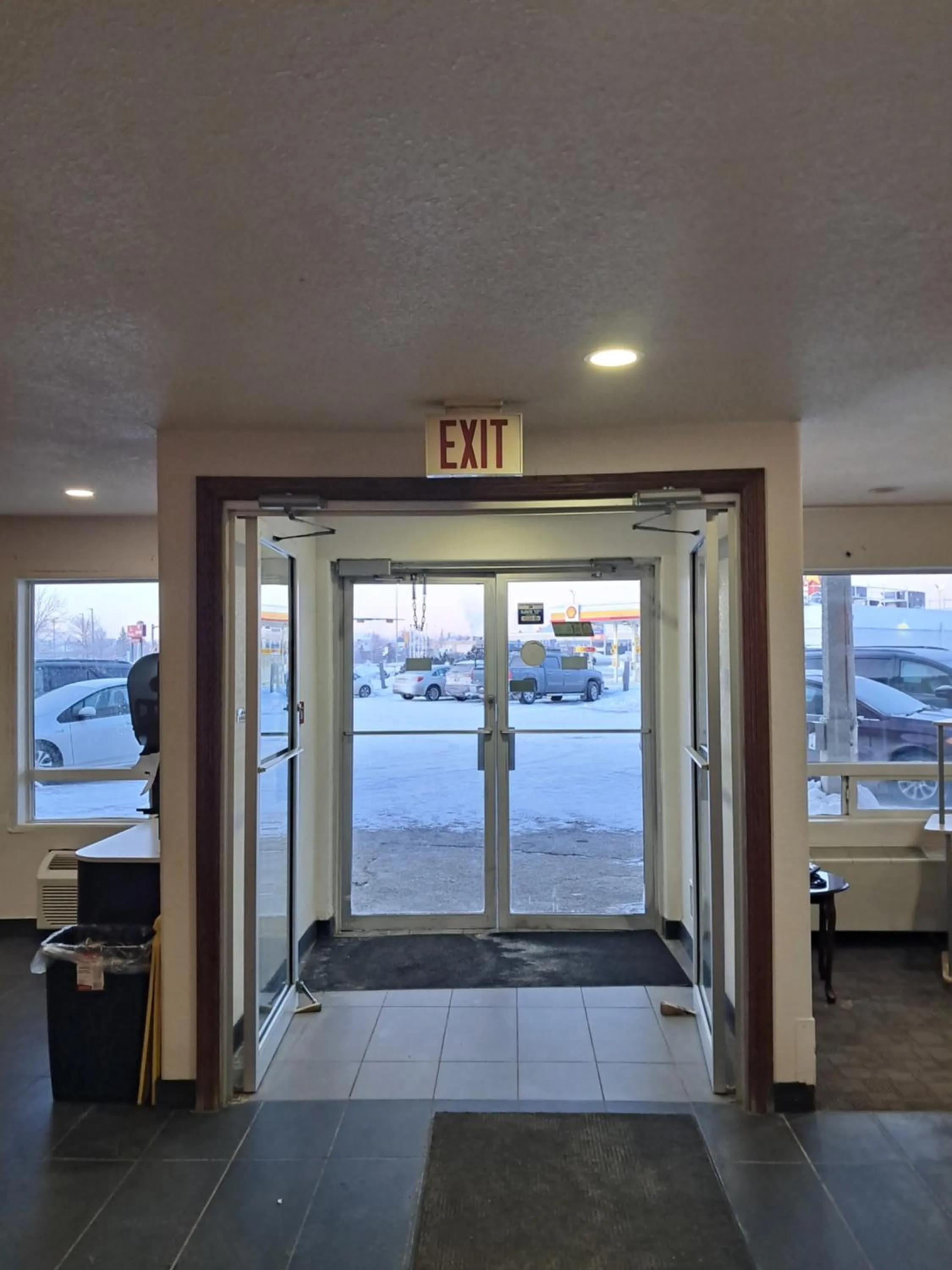 Lobby or reception in Motel 6-Regina, SK