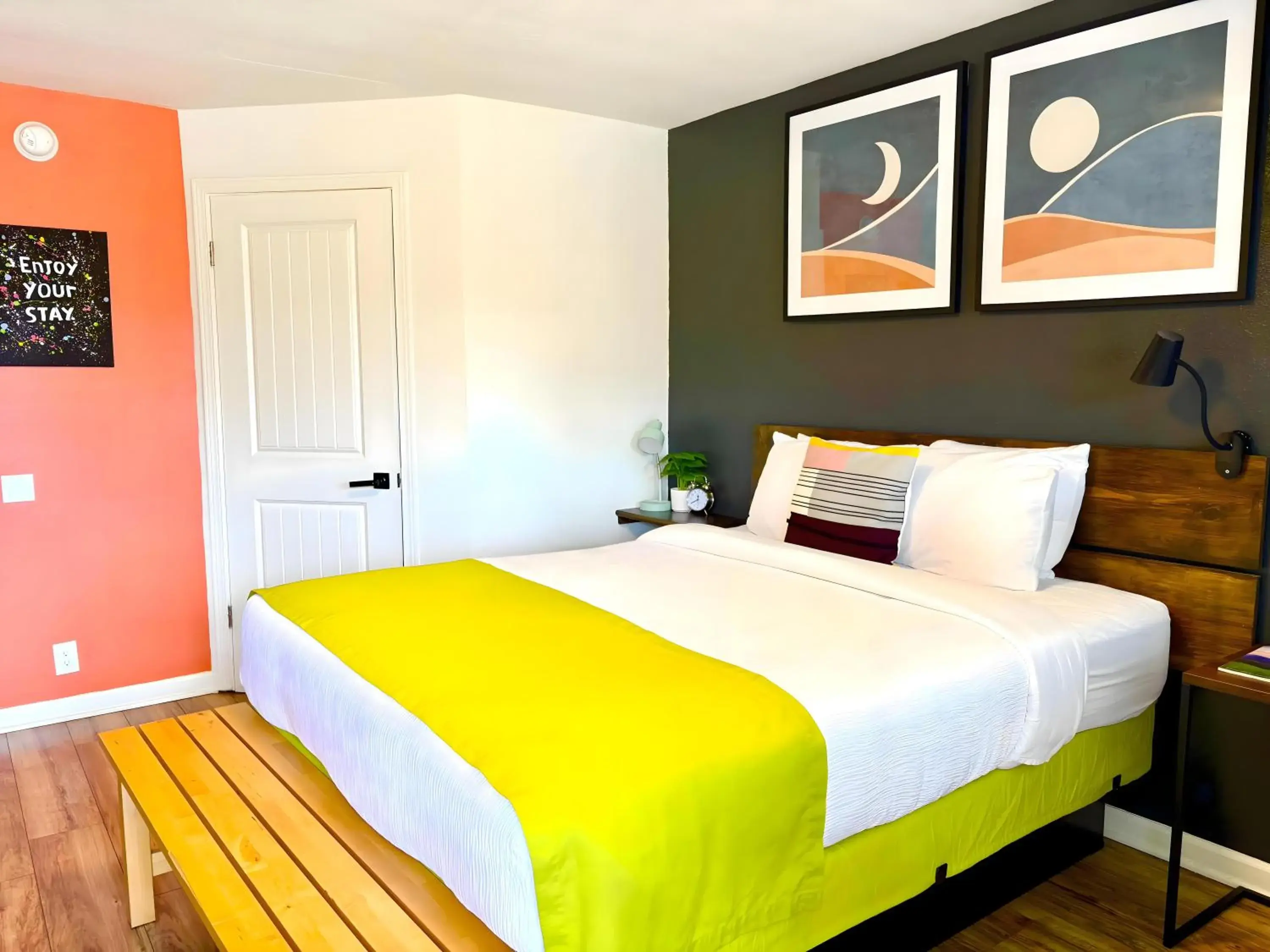 Bedroom, Bed in City Center Motel Bedroom, Bed in City Center Motel