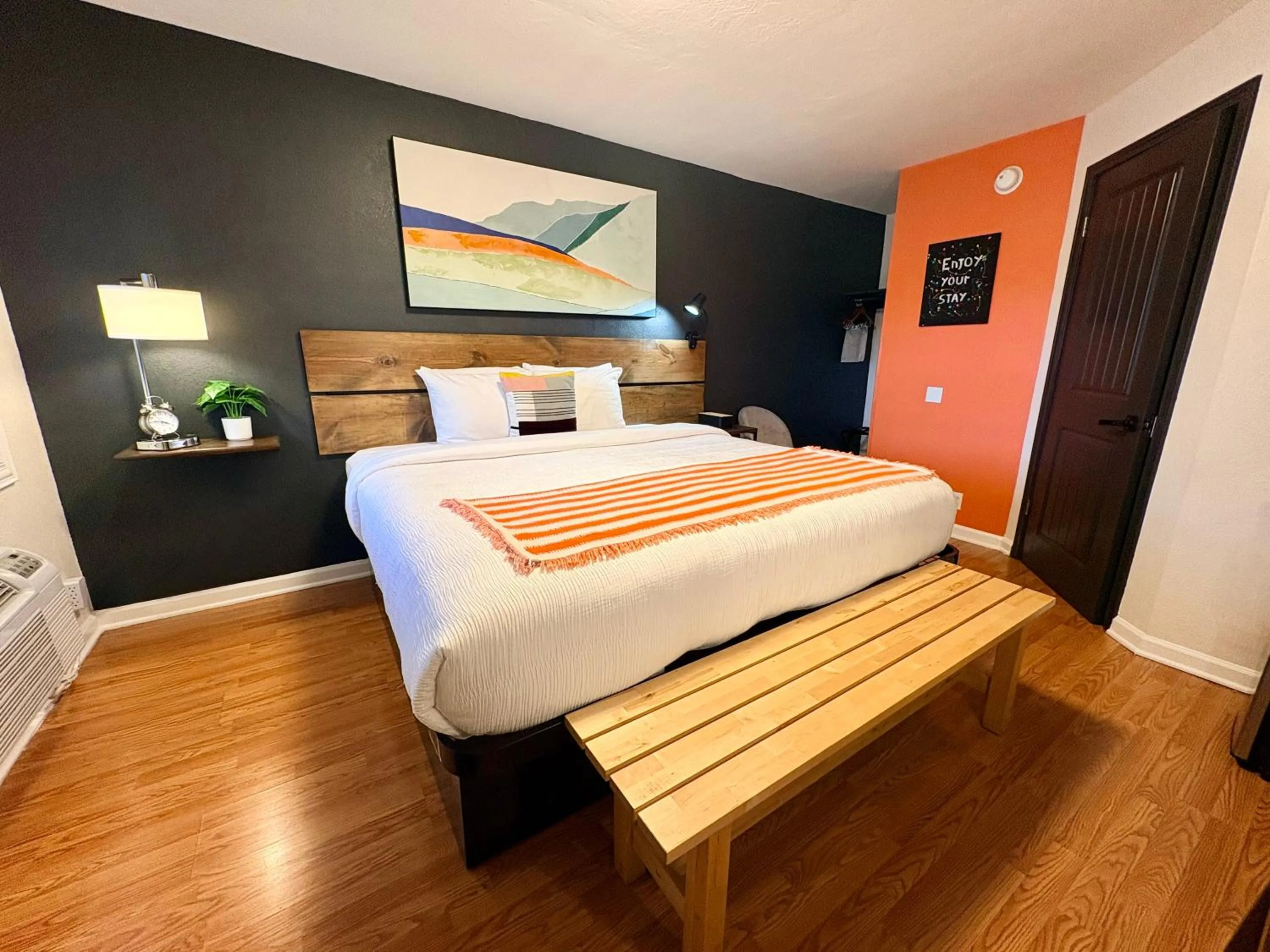 Bed in City Center Motel