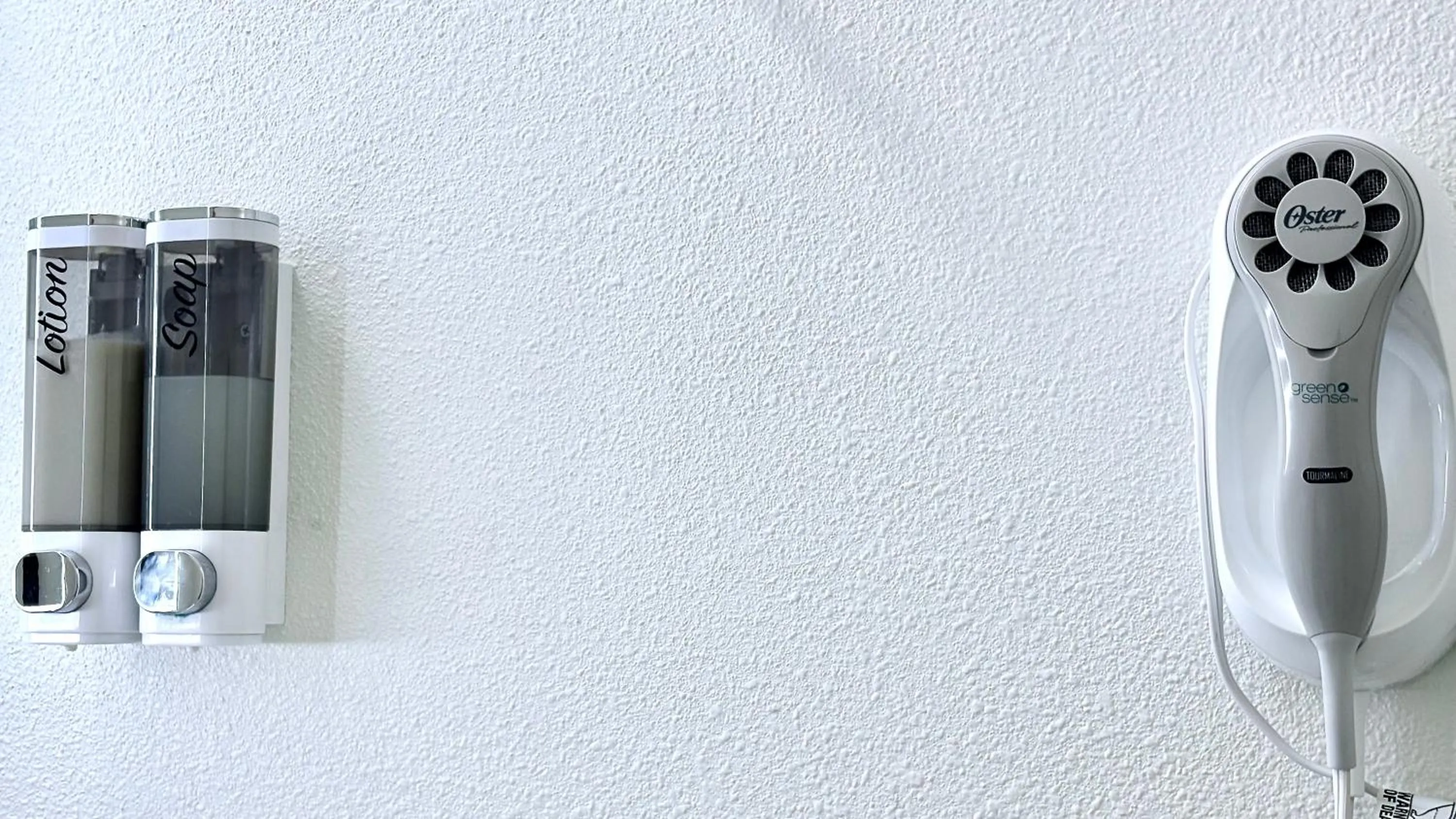 hair dryier in City Center Motel