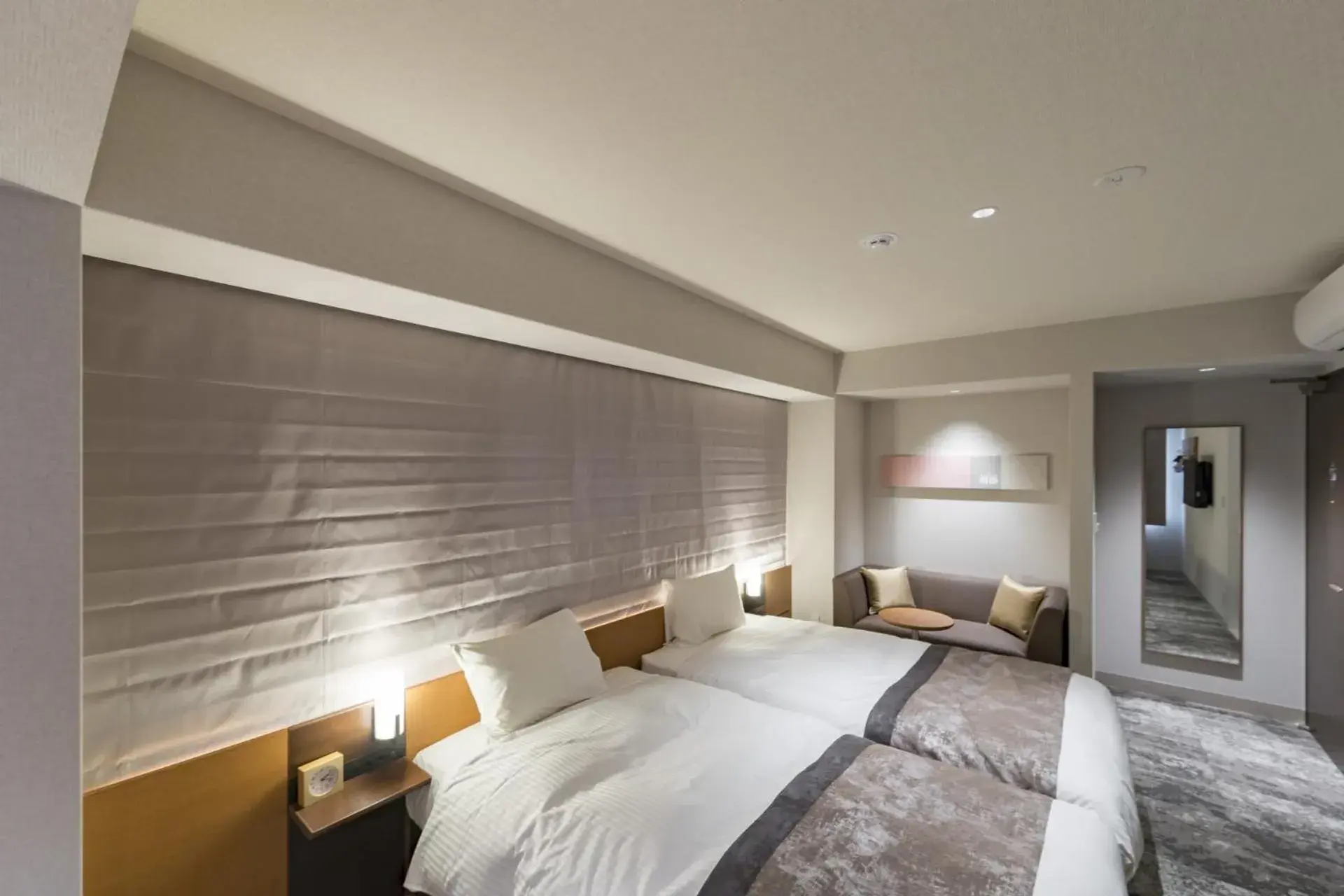 Bed in Kyoto Gion U-BELL Hotel Bed in Kyoto Gion U-BELL Hotel