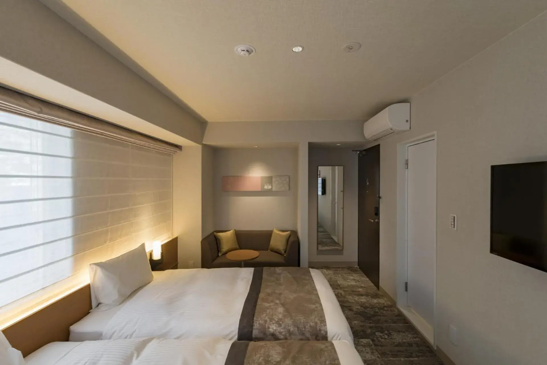 Bed in Kyoto Gion U-BELL Hotel Bed in Kyoto Gion U-BELL Hotel