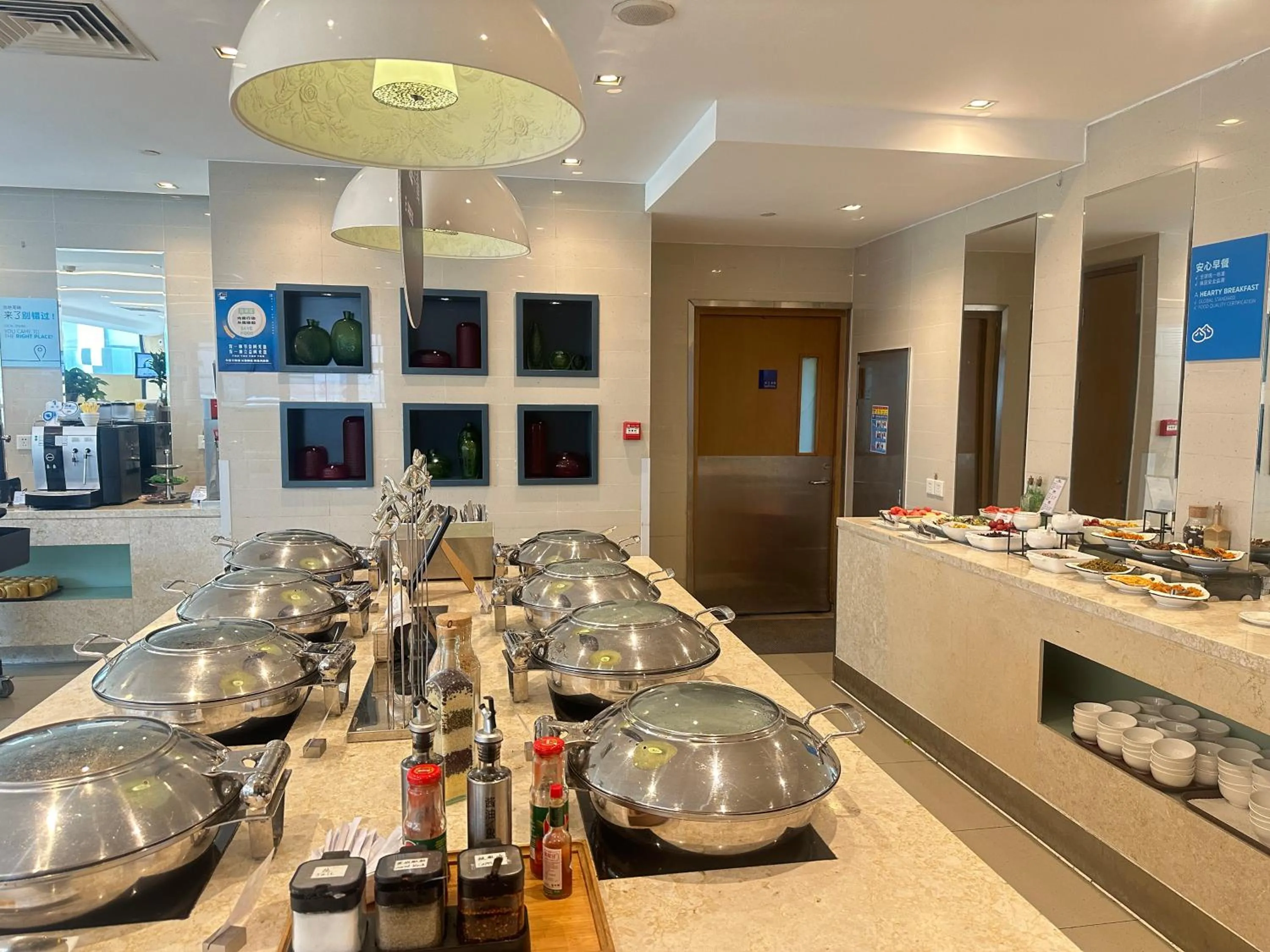 Restaurant/places to eat in Holiday Inn Express Beijing Airport Zone, an IHG Hotel