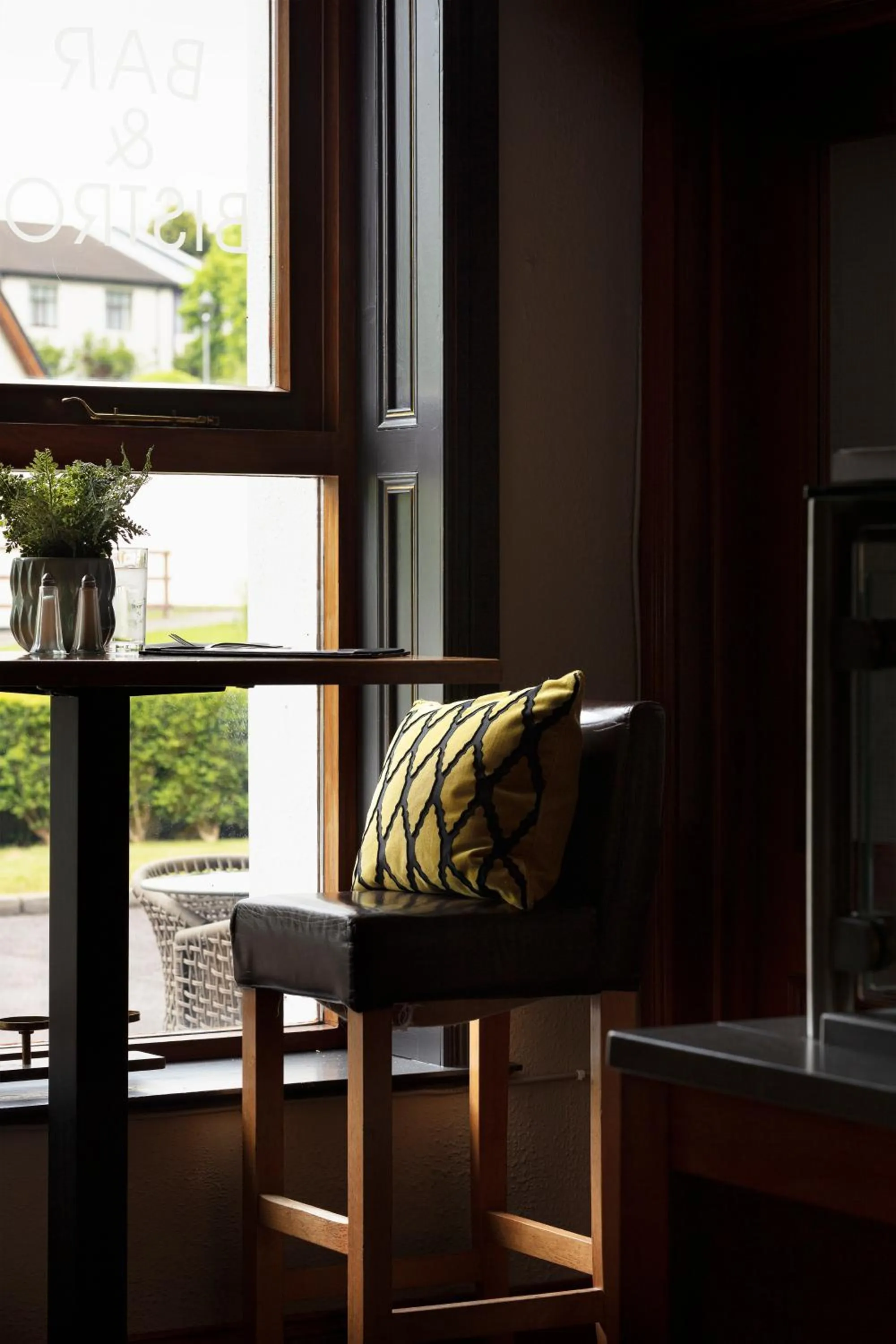 Lounge or bar in Brook Lane Hotel