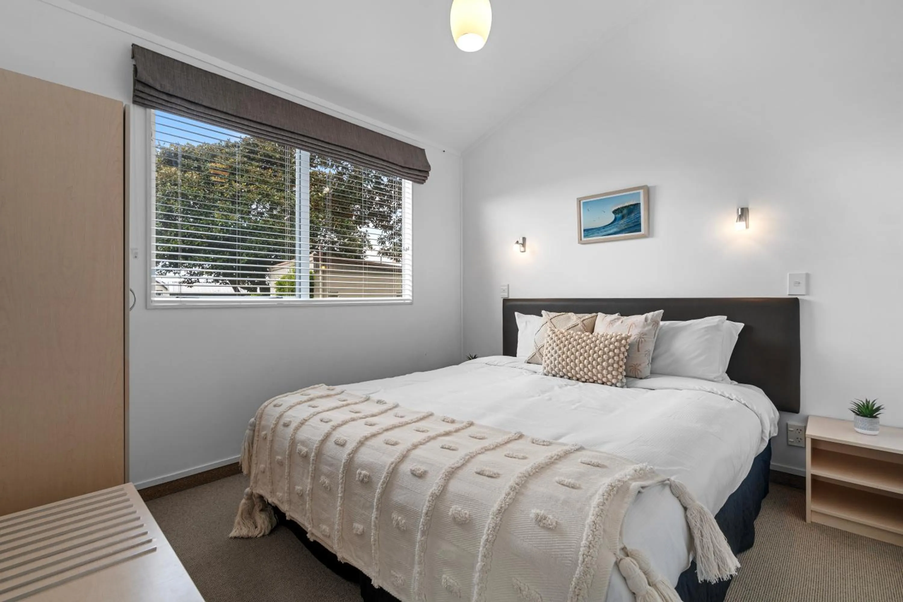 Bed in Tasman Holiday Parks - Waihi Beach