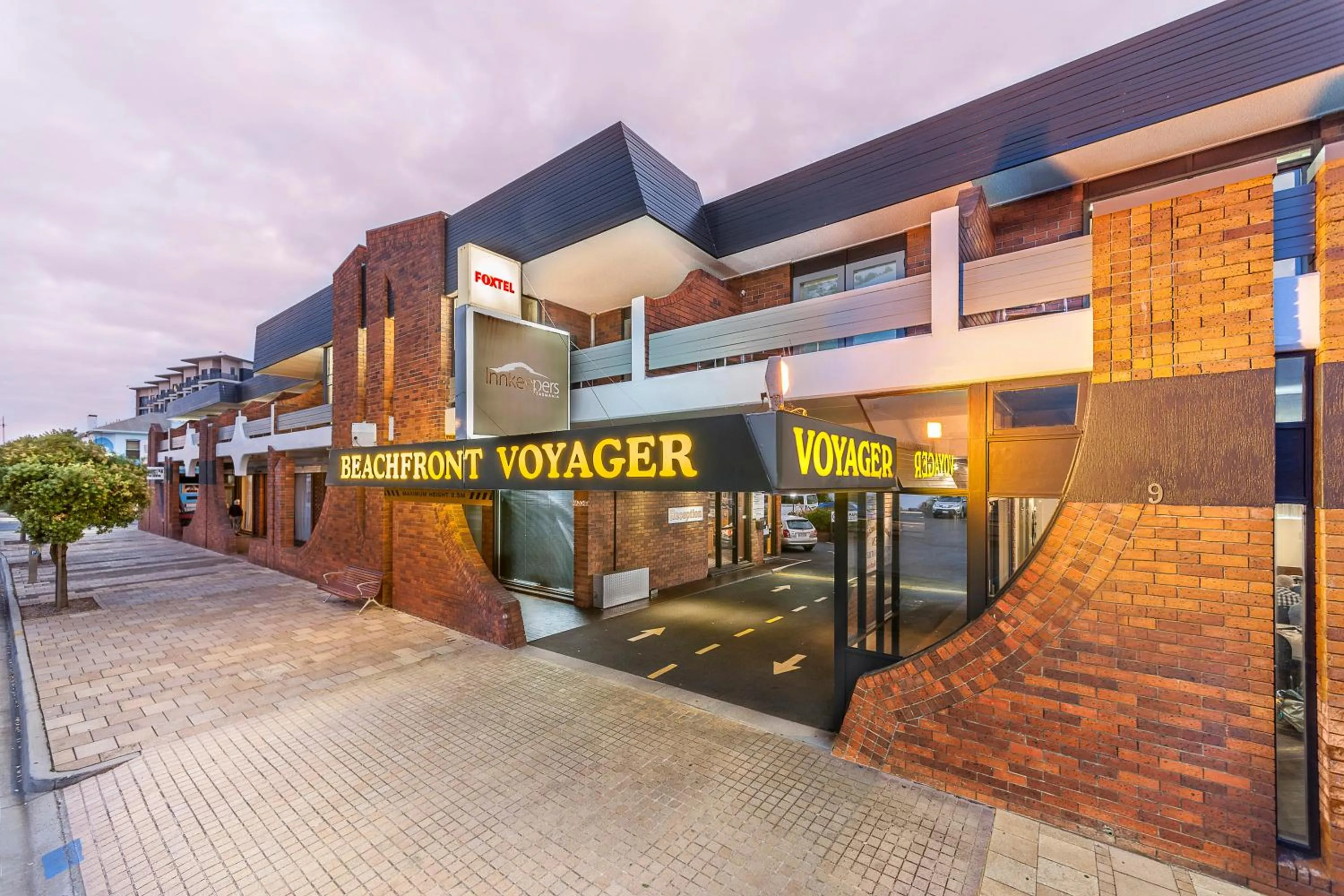 Facade/entrance in Beachfront Voyager Motor Inn