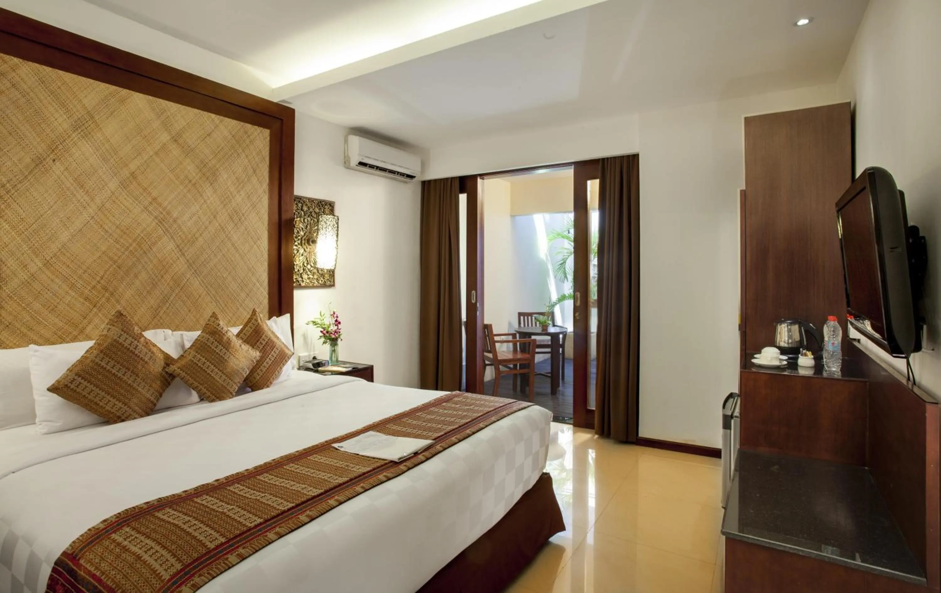 Bedroom, Bed in Best Western Kuta Villa
