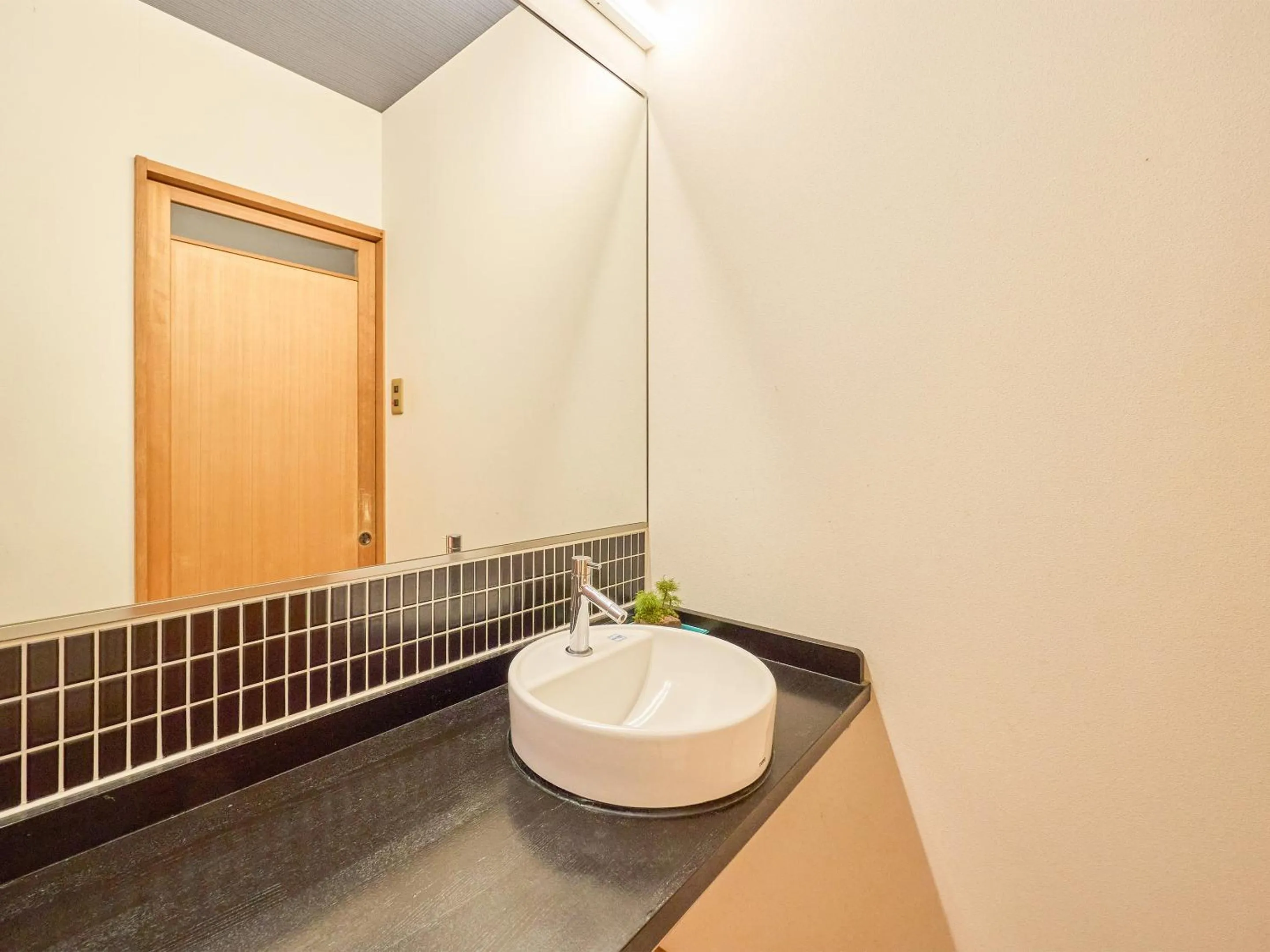 Photo of the whole room in Seikansou