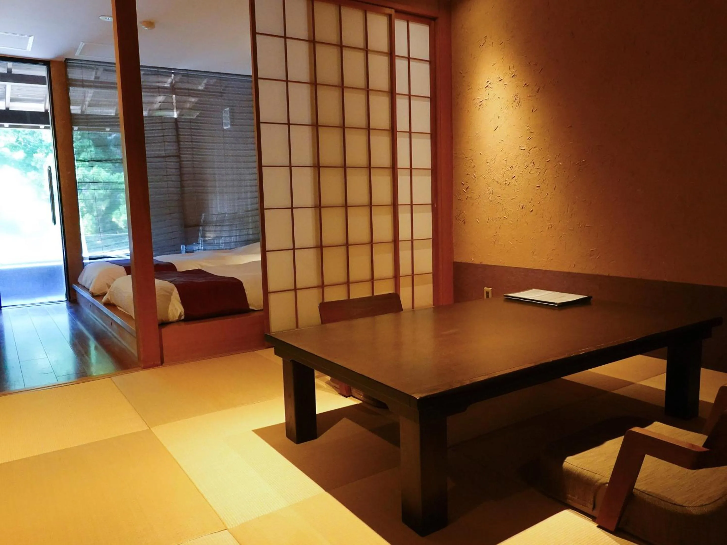 Photo of the whole room in Seikansou