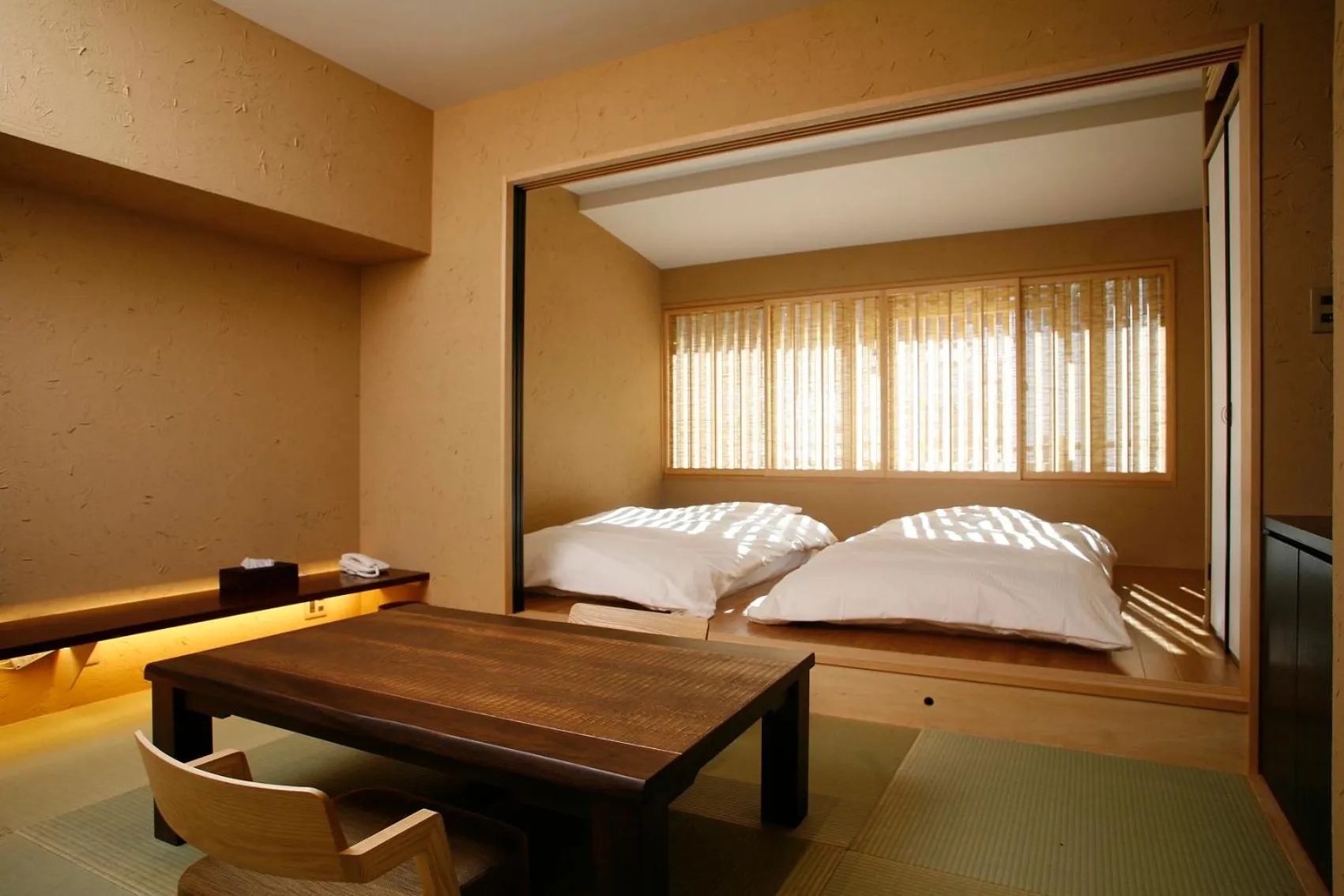 Day, Bed in Seikansou