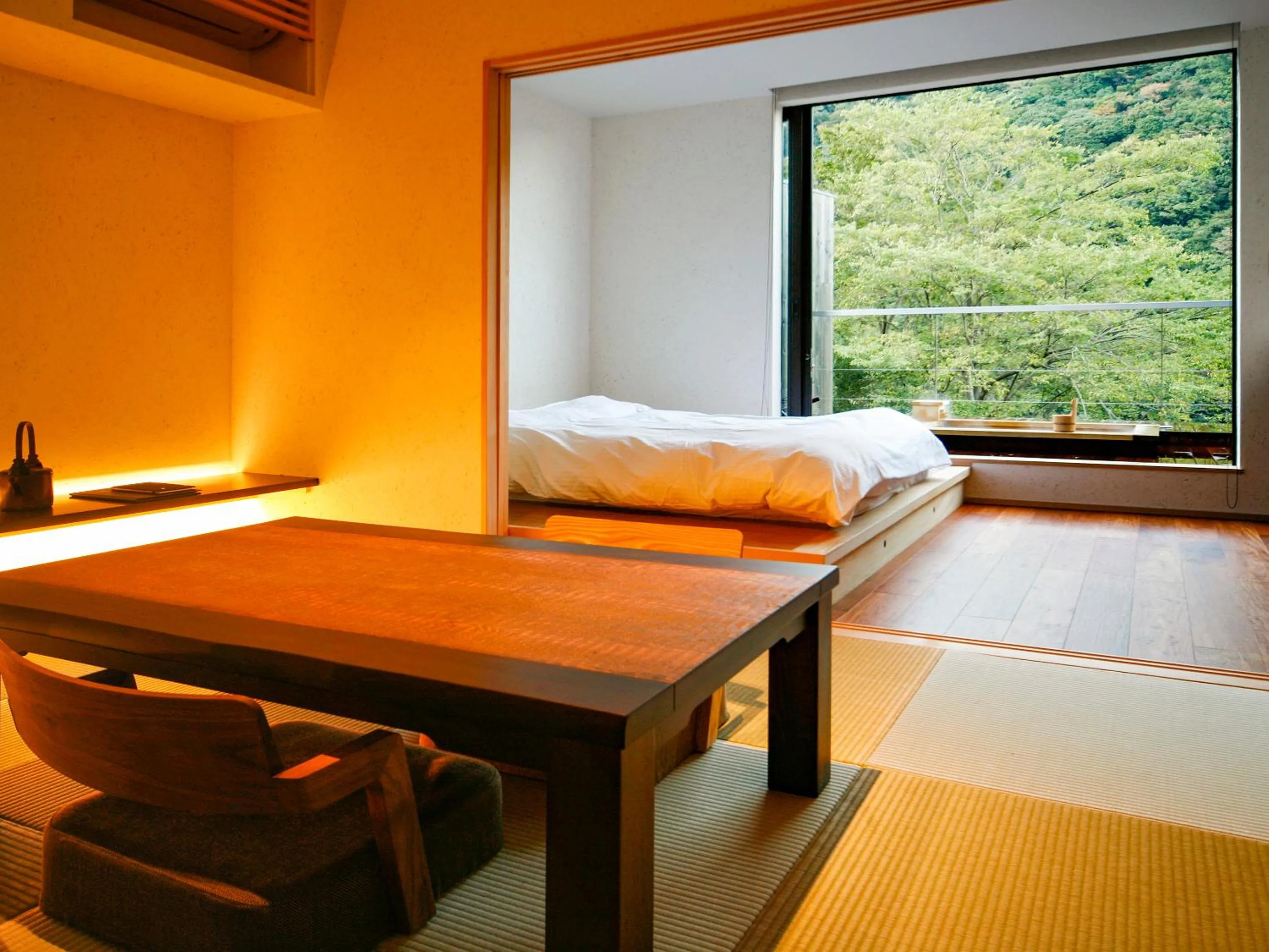 Photo of the whole room, Bed in Seikansou