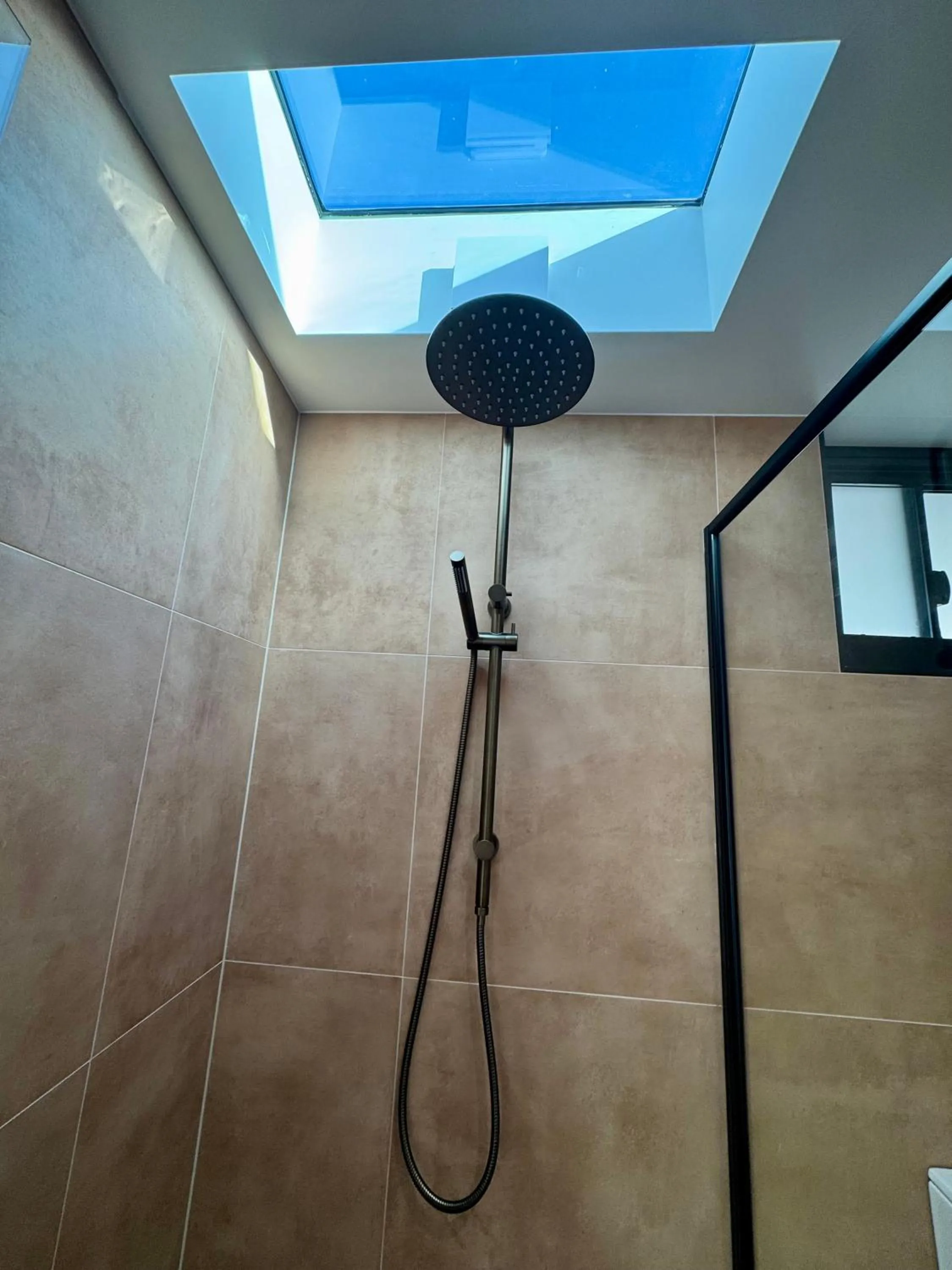 Shower in Pacific Sun Bargara