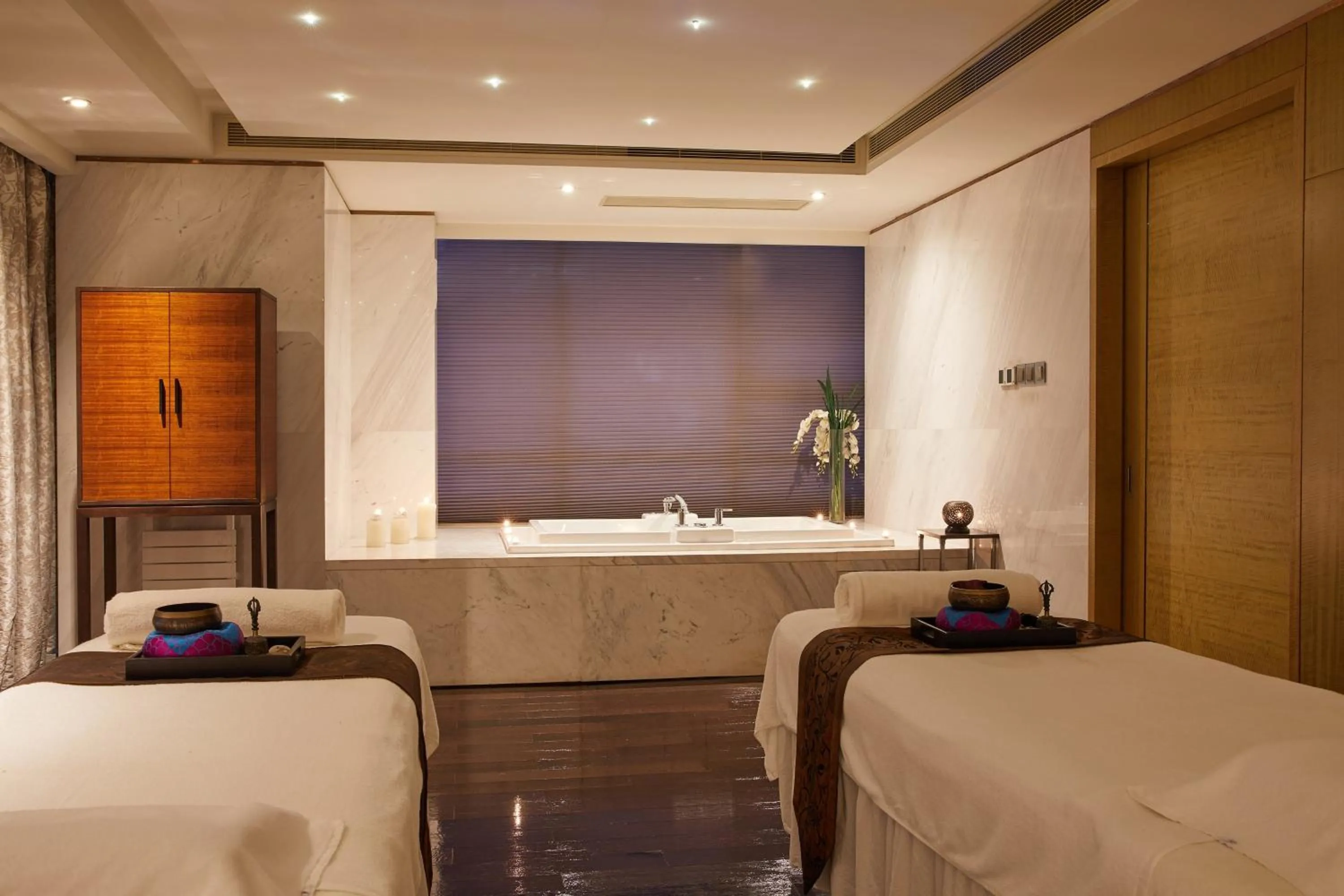 Spa and wellness centre/facilities, Bed in The Westin Ningbo