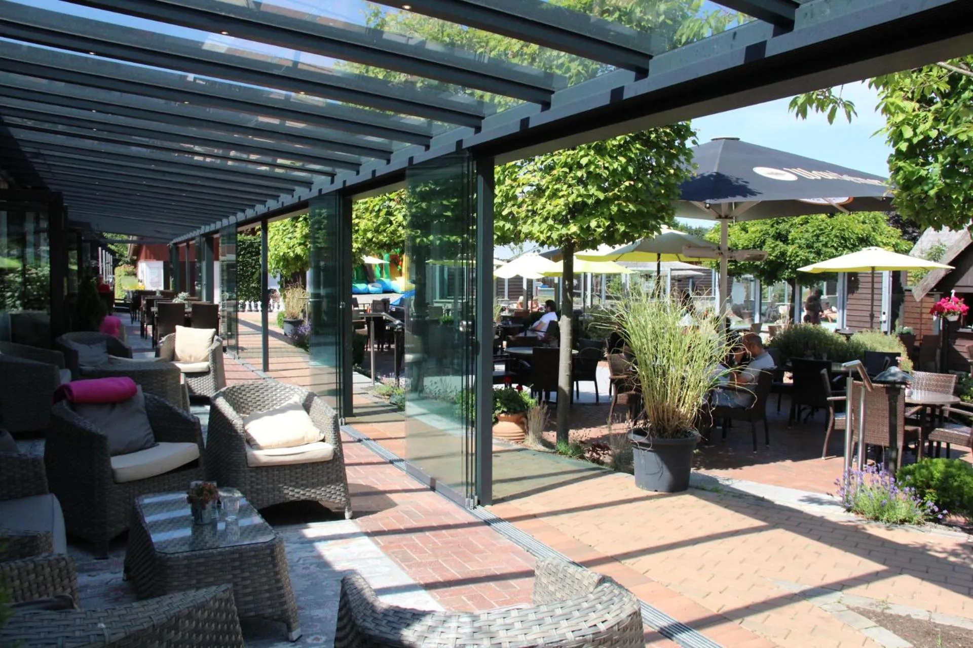 Balcony/Terrace in Vakantiehotel Der Brabander