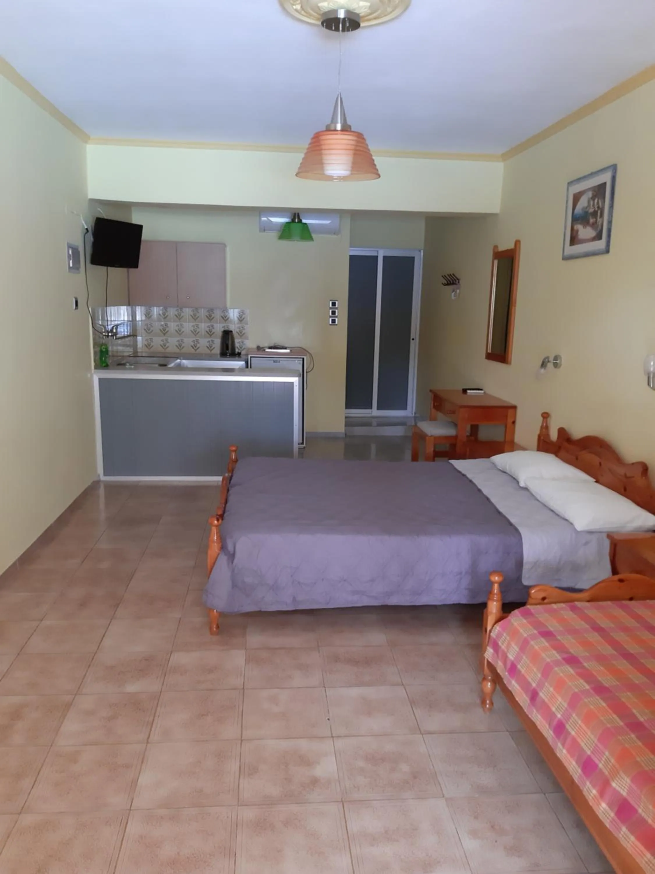 Bed in Stroubis Studios I