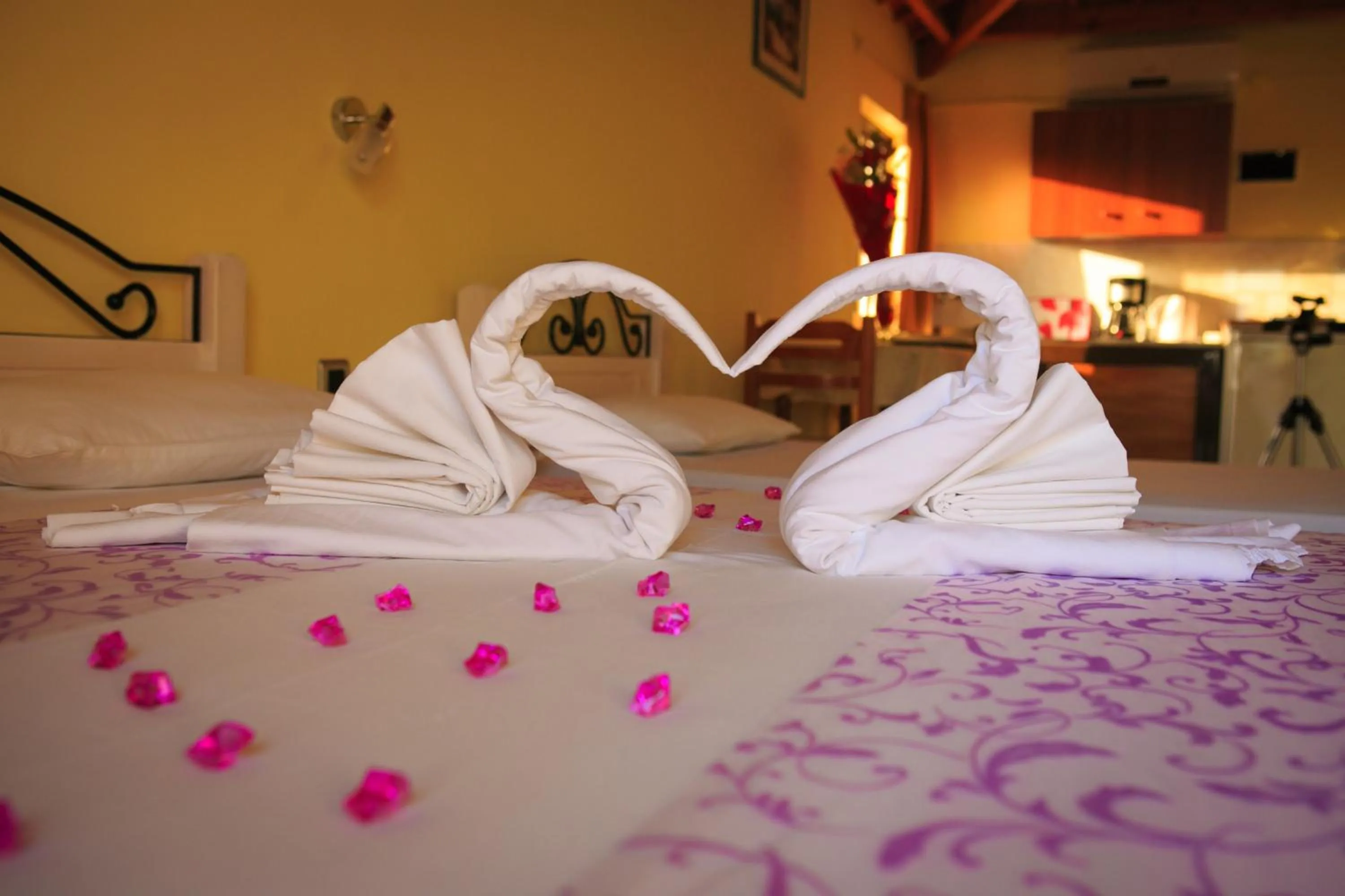 Decorative detail, Bed in Stroubis Studios I