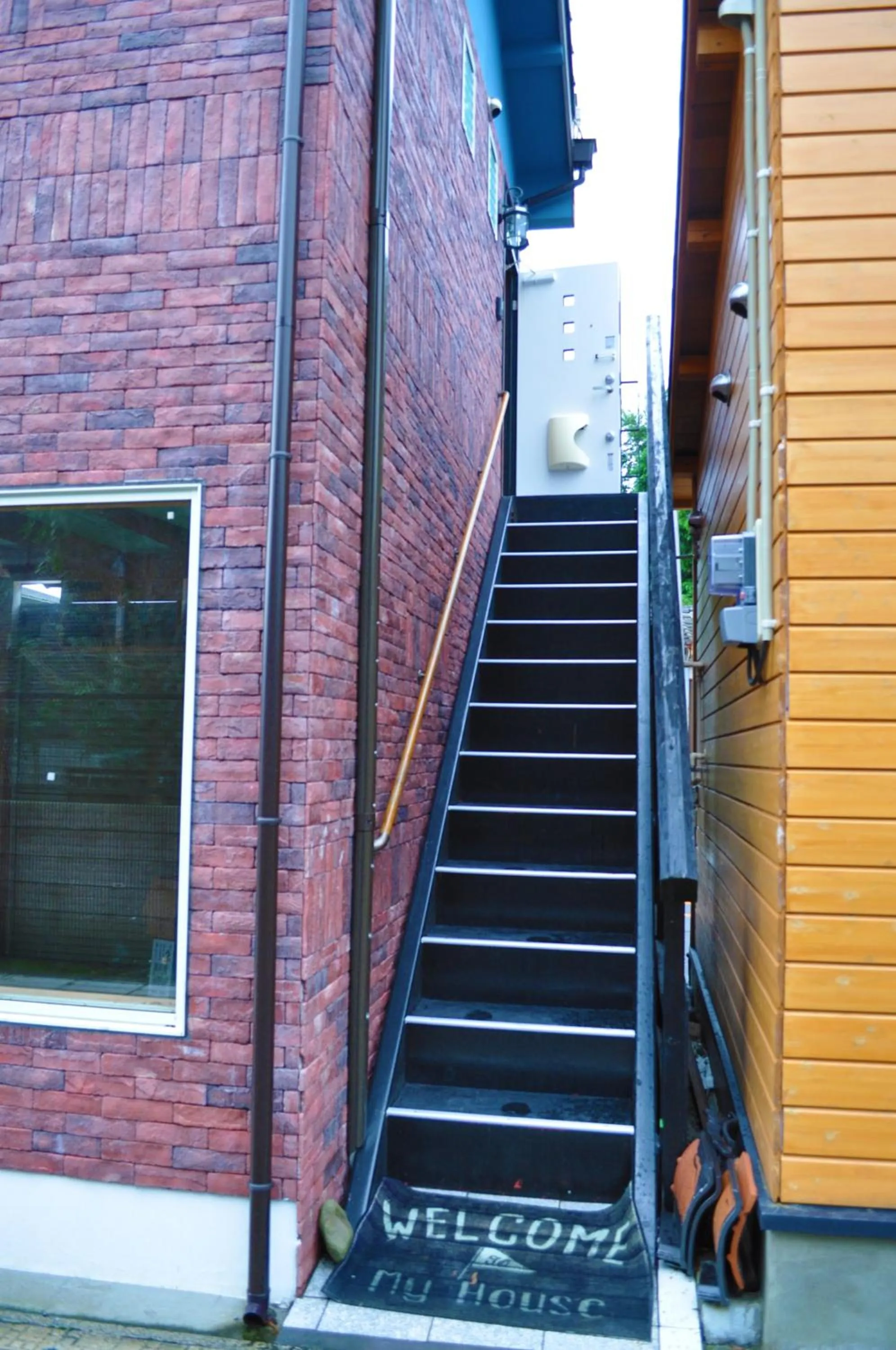 Facade/entrance in WEST in