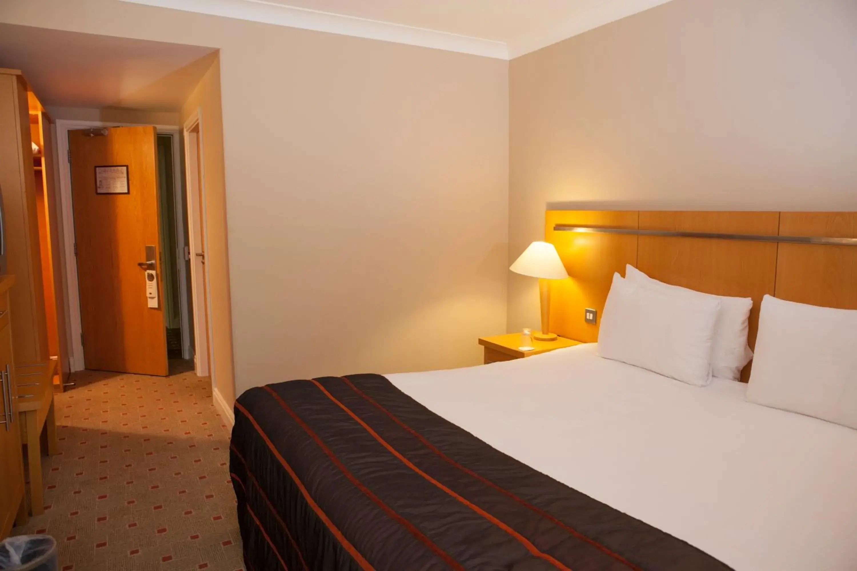 Double Room in Lahinch Coast Hotel and Suites Double Room in Lahinch Coast Hotel and Suites