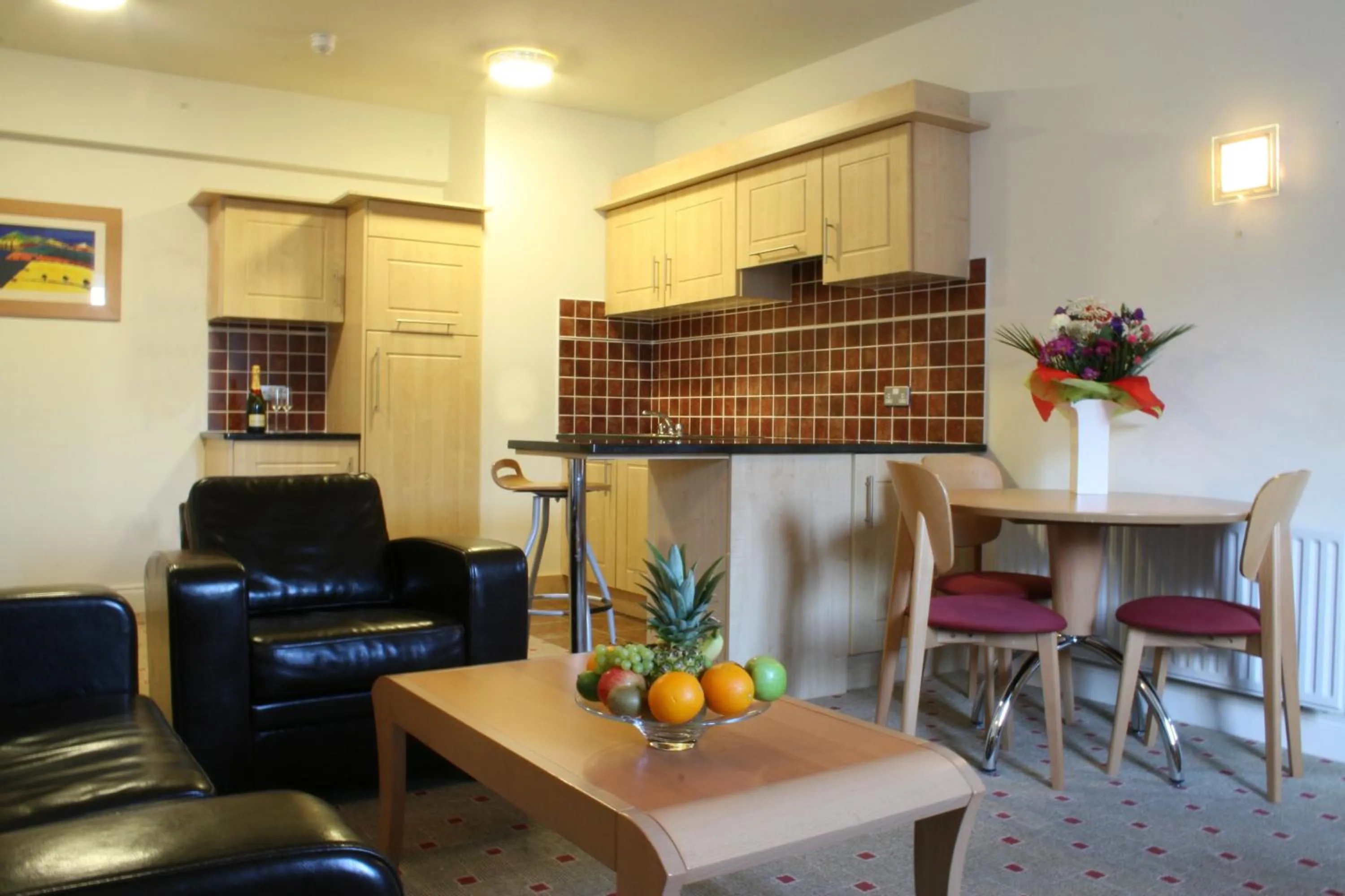 Living room in Lahinch Coast Hotel and Suites