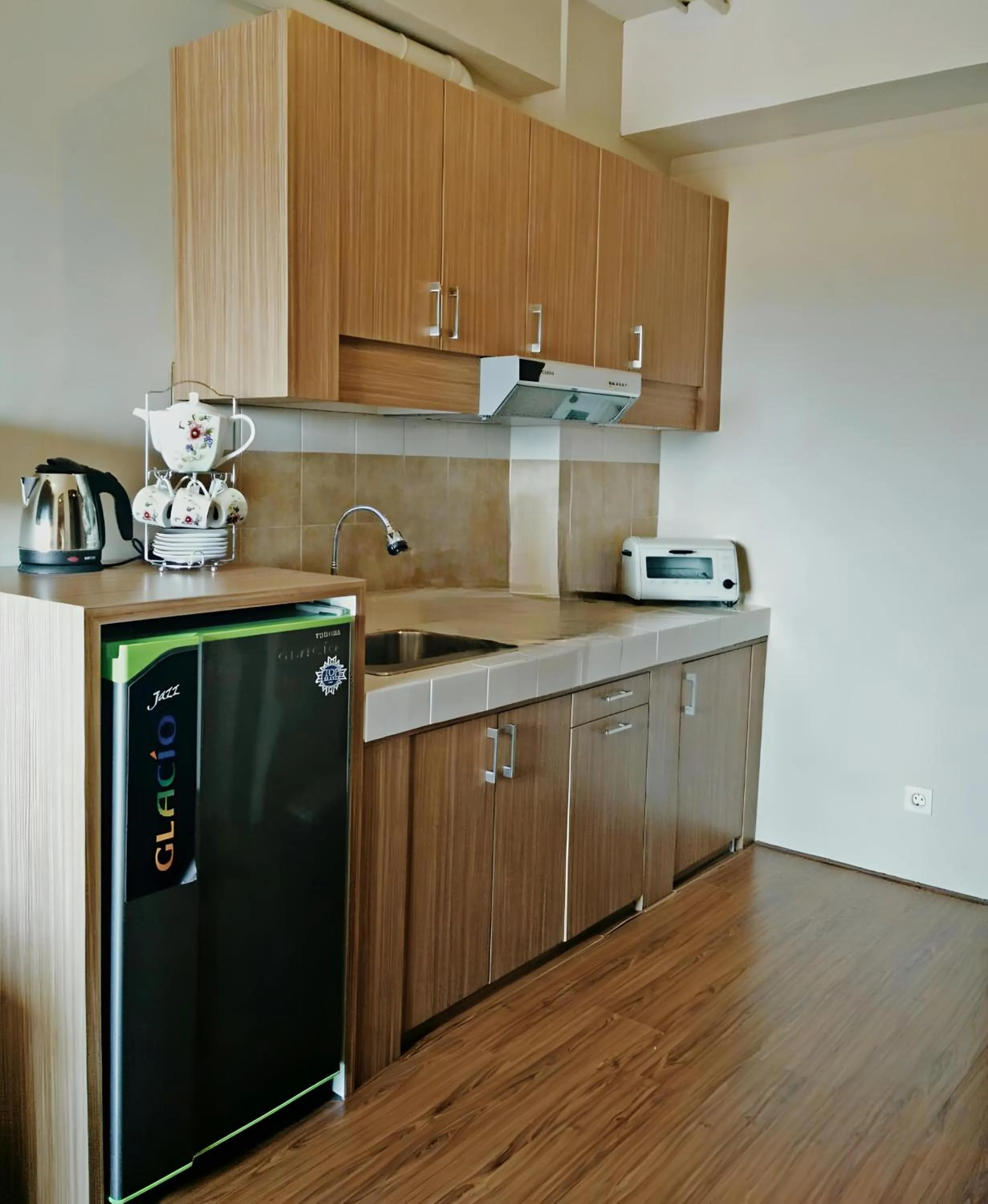 kitchen in High Livin Apartment Baros