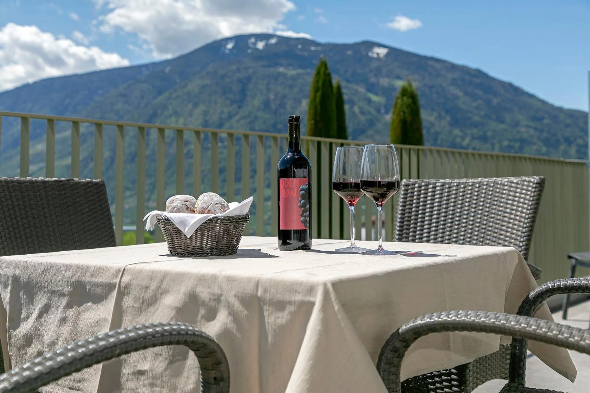 Balcony/Terrace in Appartement-Hotel Beatenhof