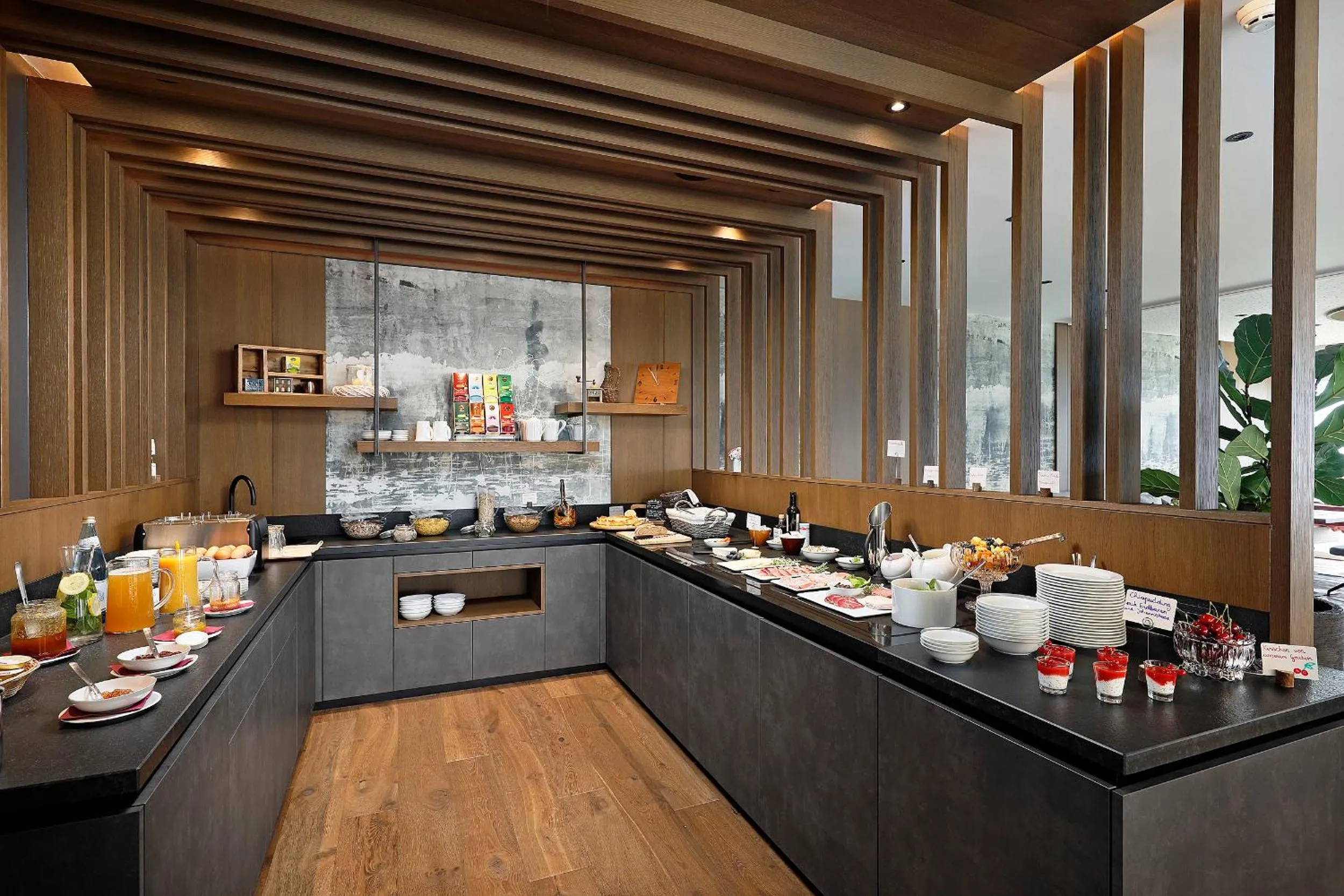 Breakfast in Appartement-Hotel Beatenhof