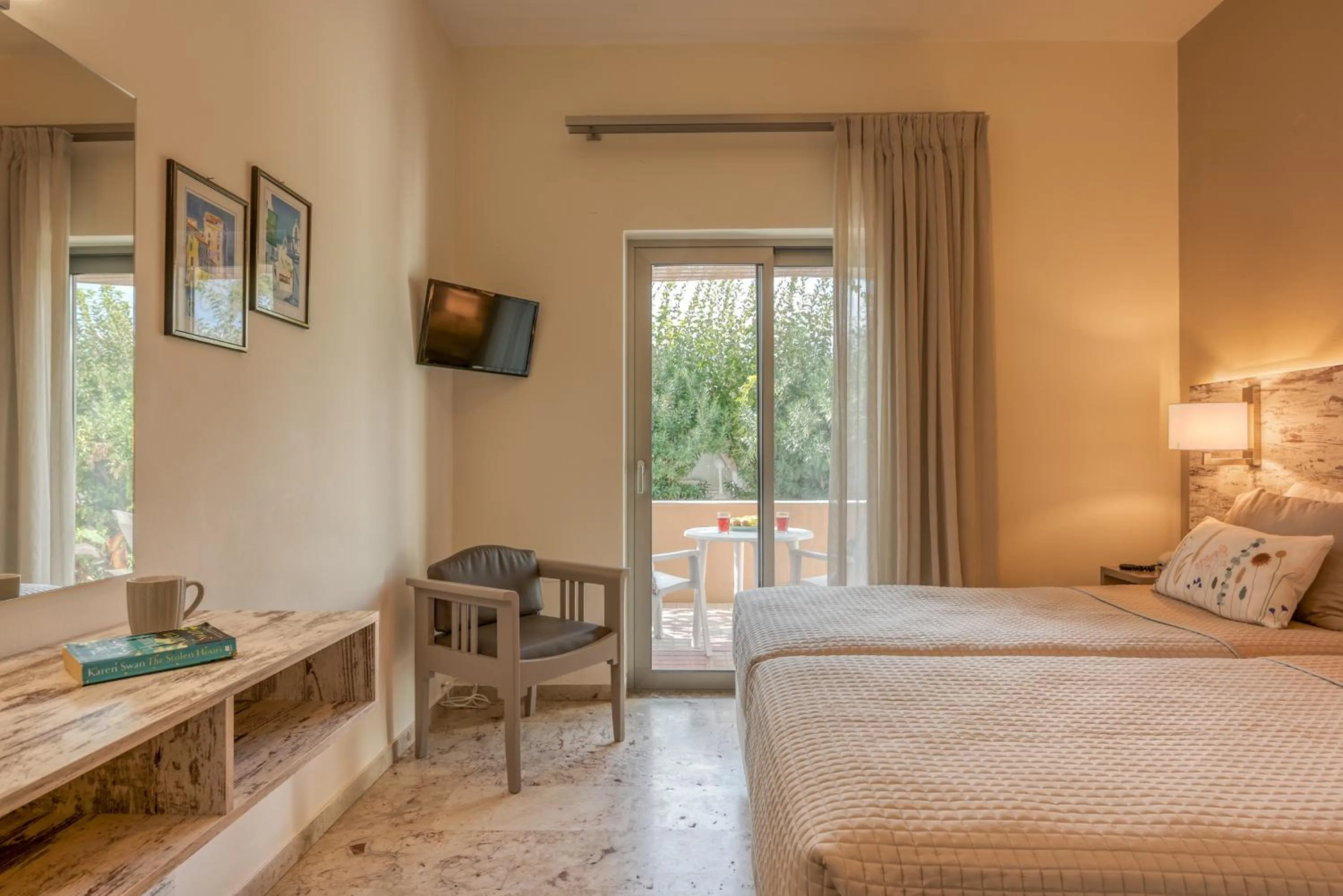 Bedroom in Hotel Peli