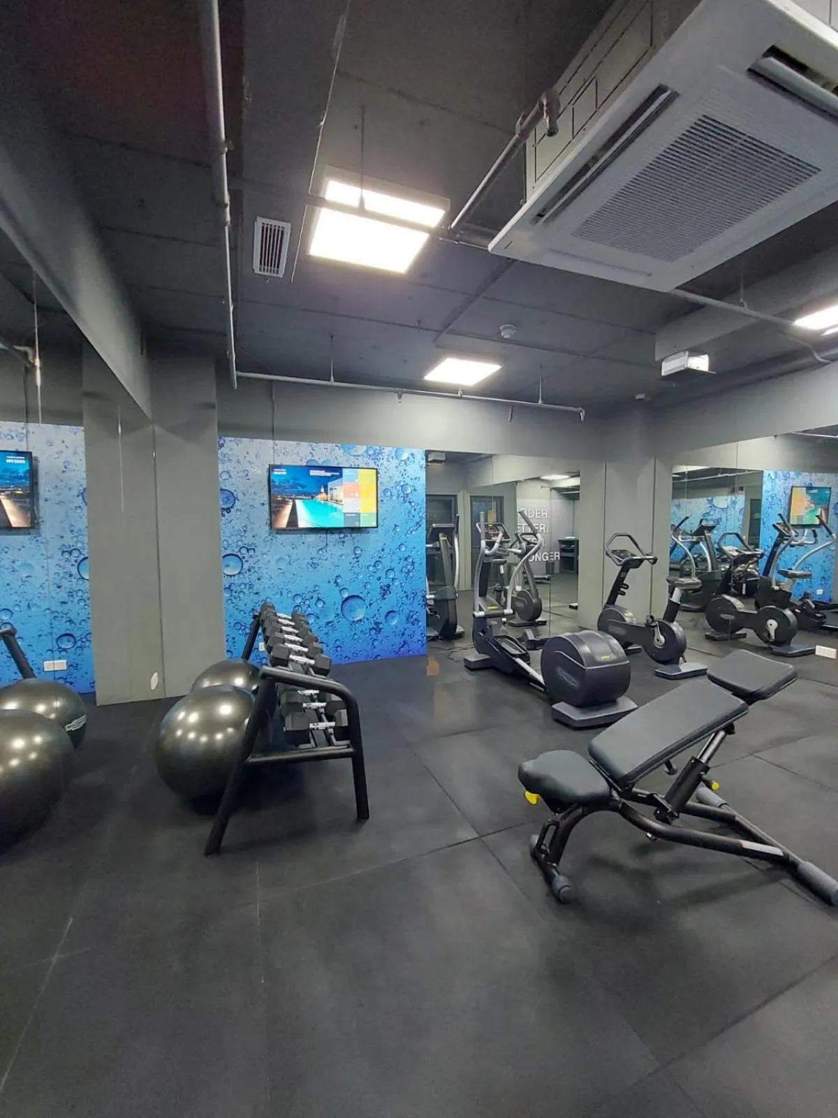 Fitness centre/facilities in The Embassy Valletta Hotel
